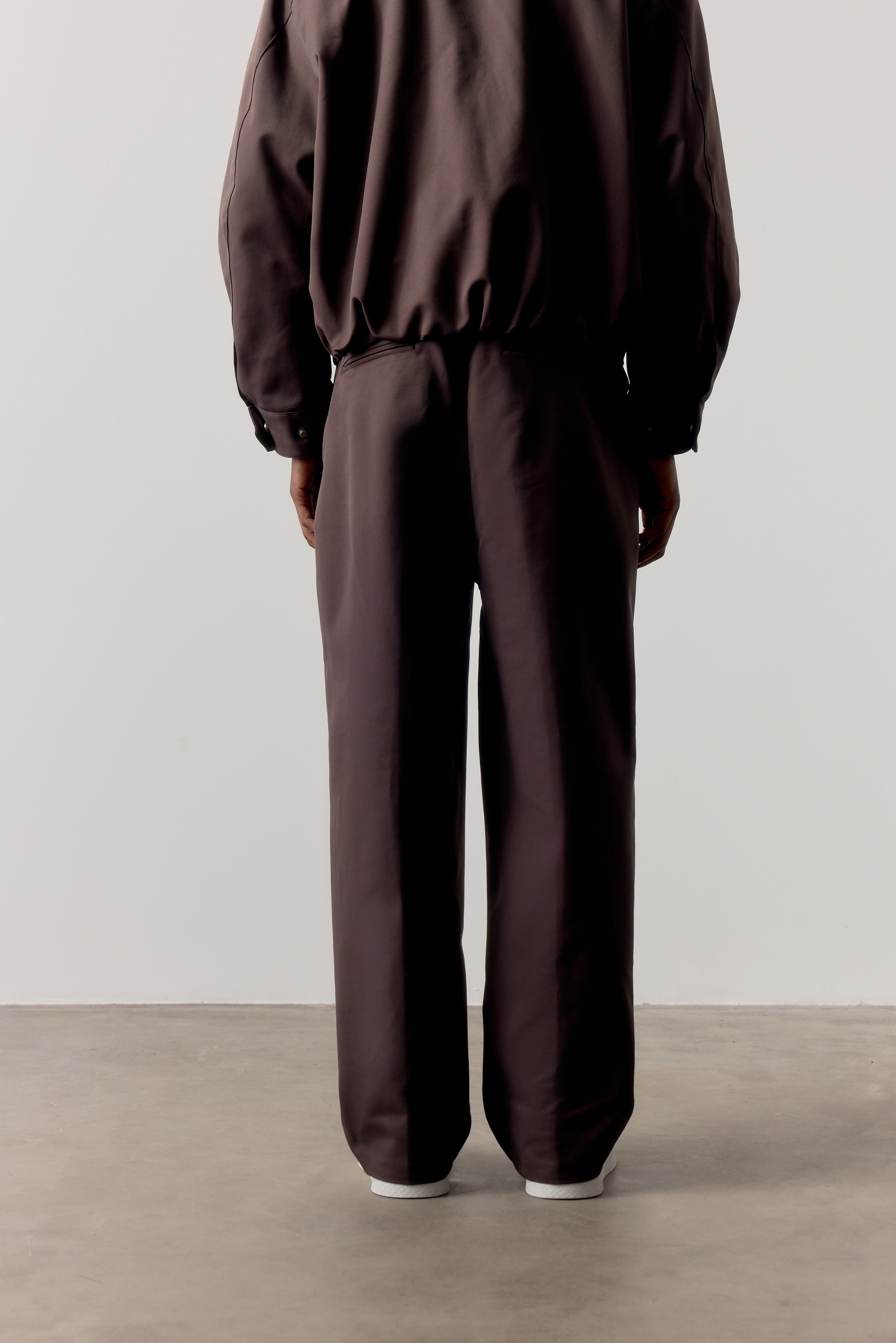 RIVET DETAIL TROUSERS - BROWN
