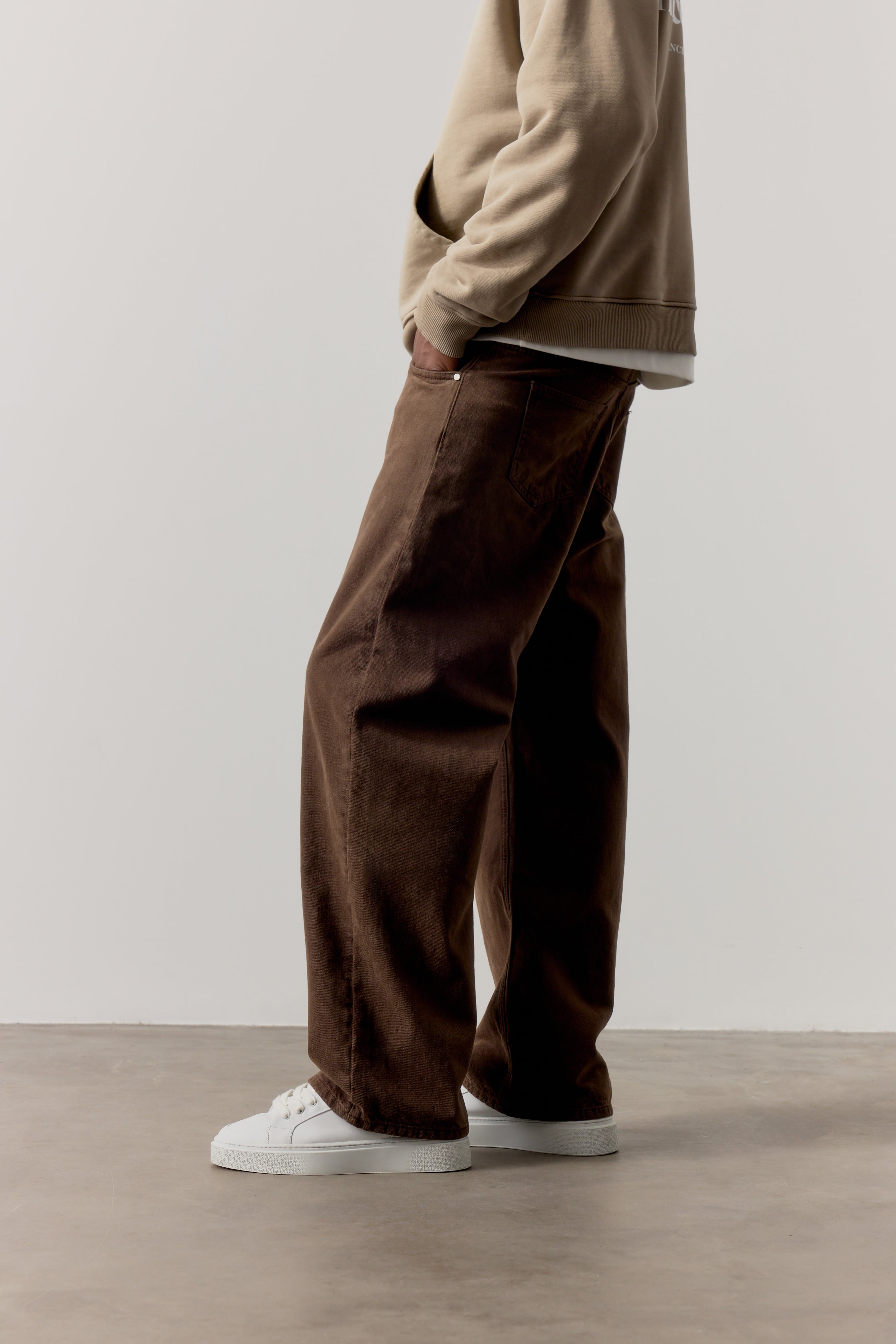 SKATER JEANS - WASHED BROWN