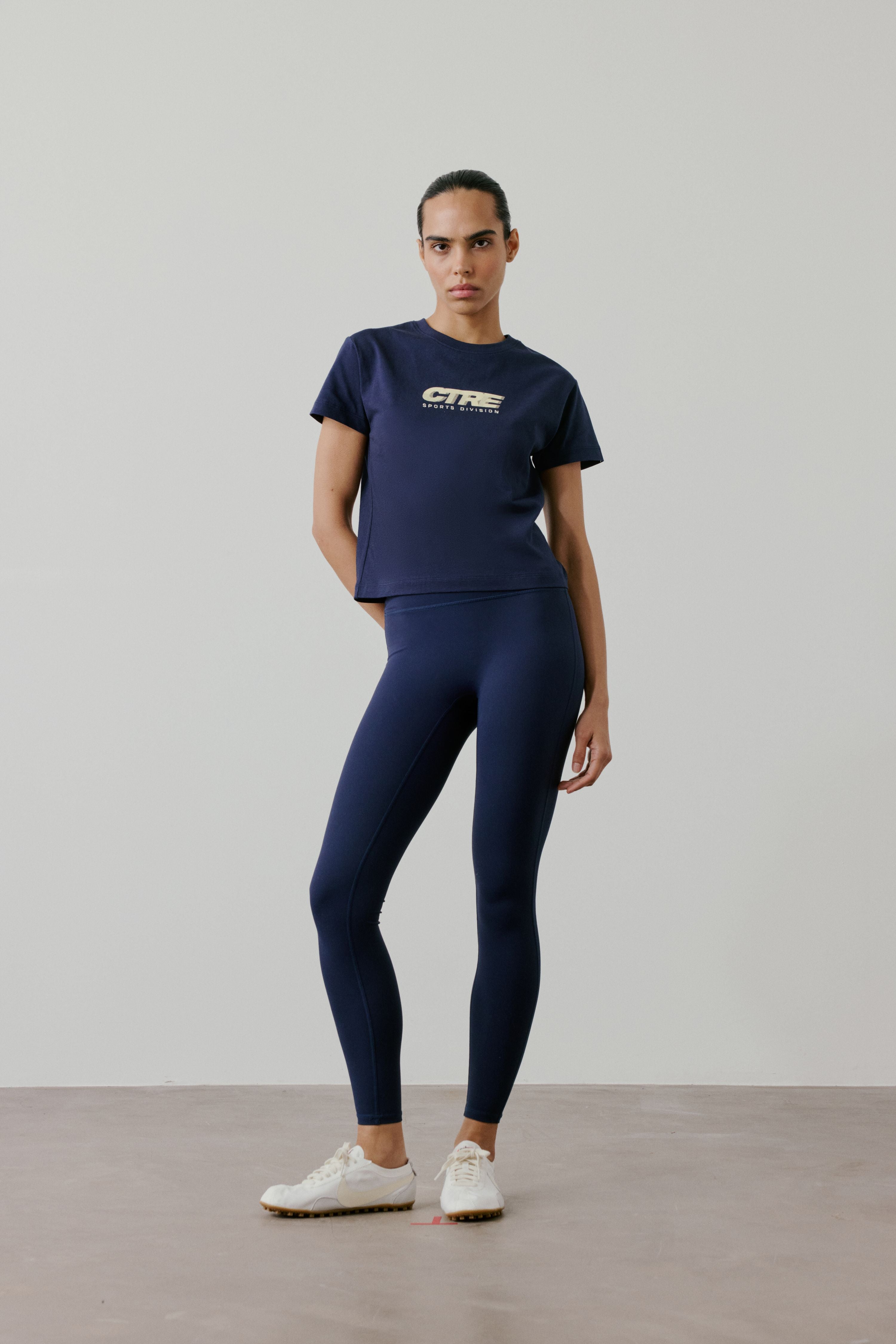 RETRO SPORT CTRE GRAPHIC BABY TEE - NAVY