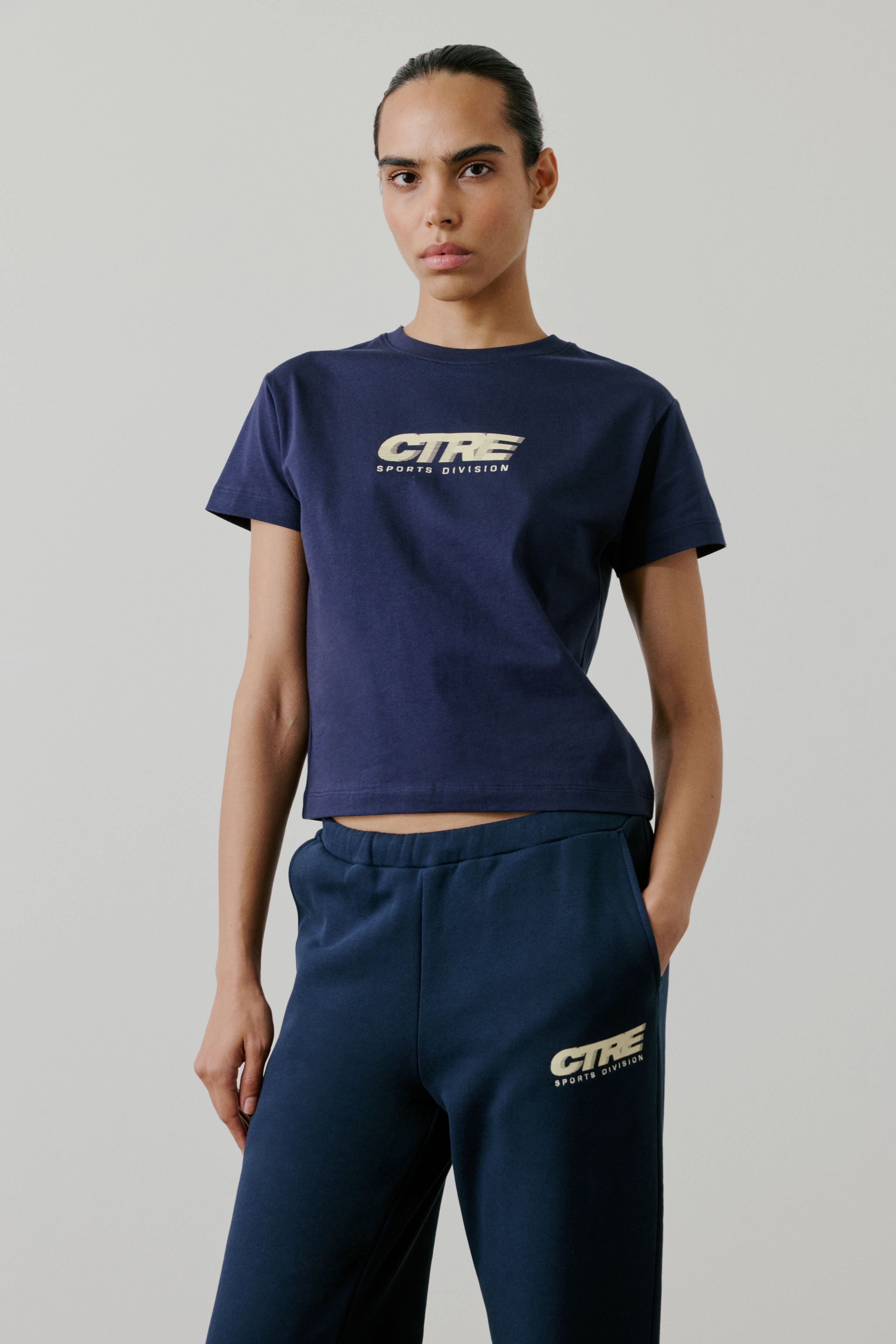 RETRO SPORT CTRE GRAPHIC BABY TEE - NAVY