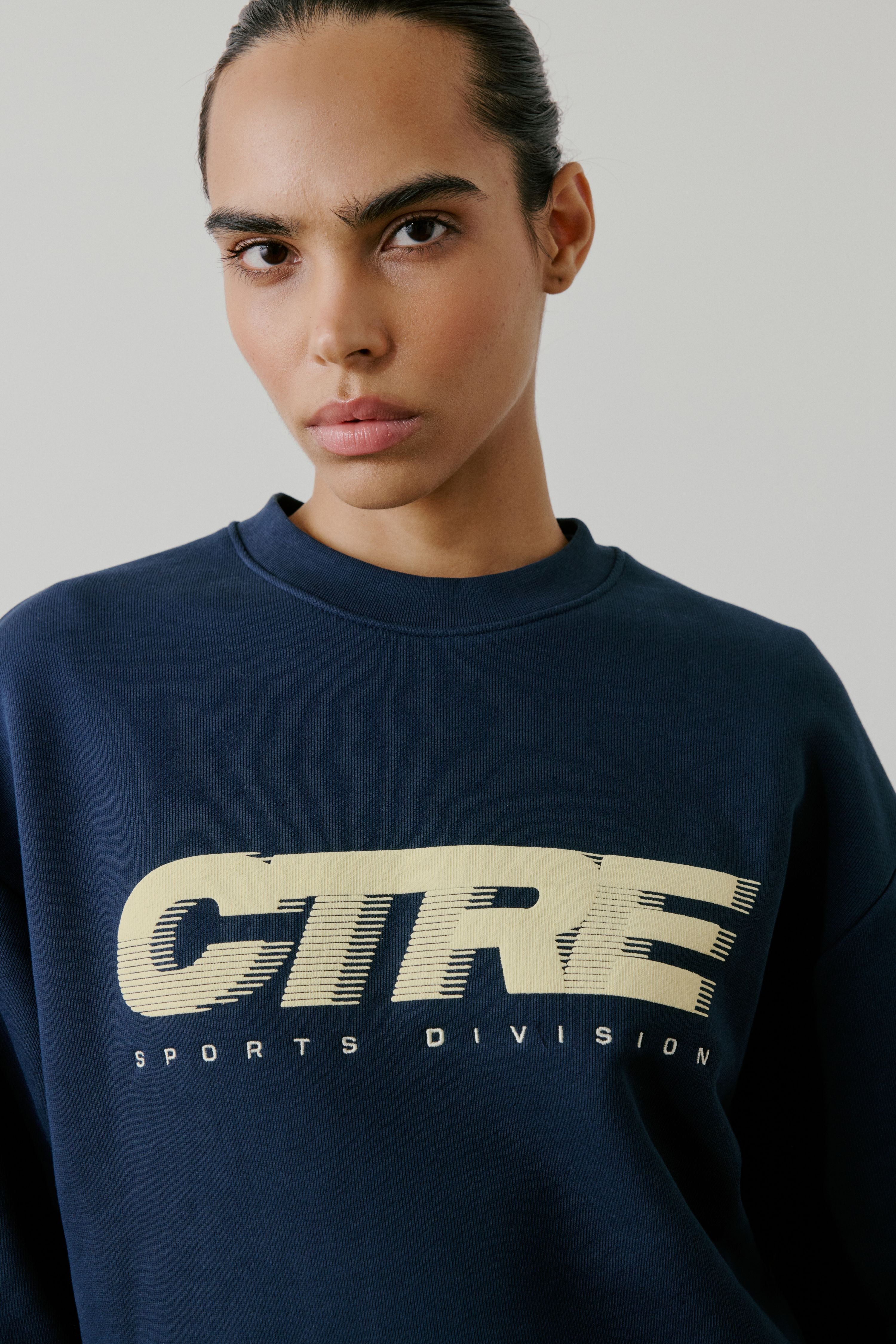 RETRO SPORT CTRE GRAPHIC CREW - NAVY
