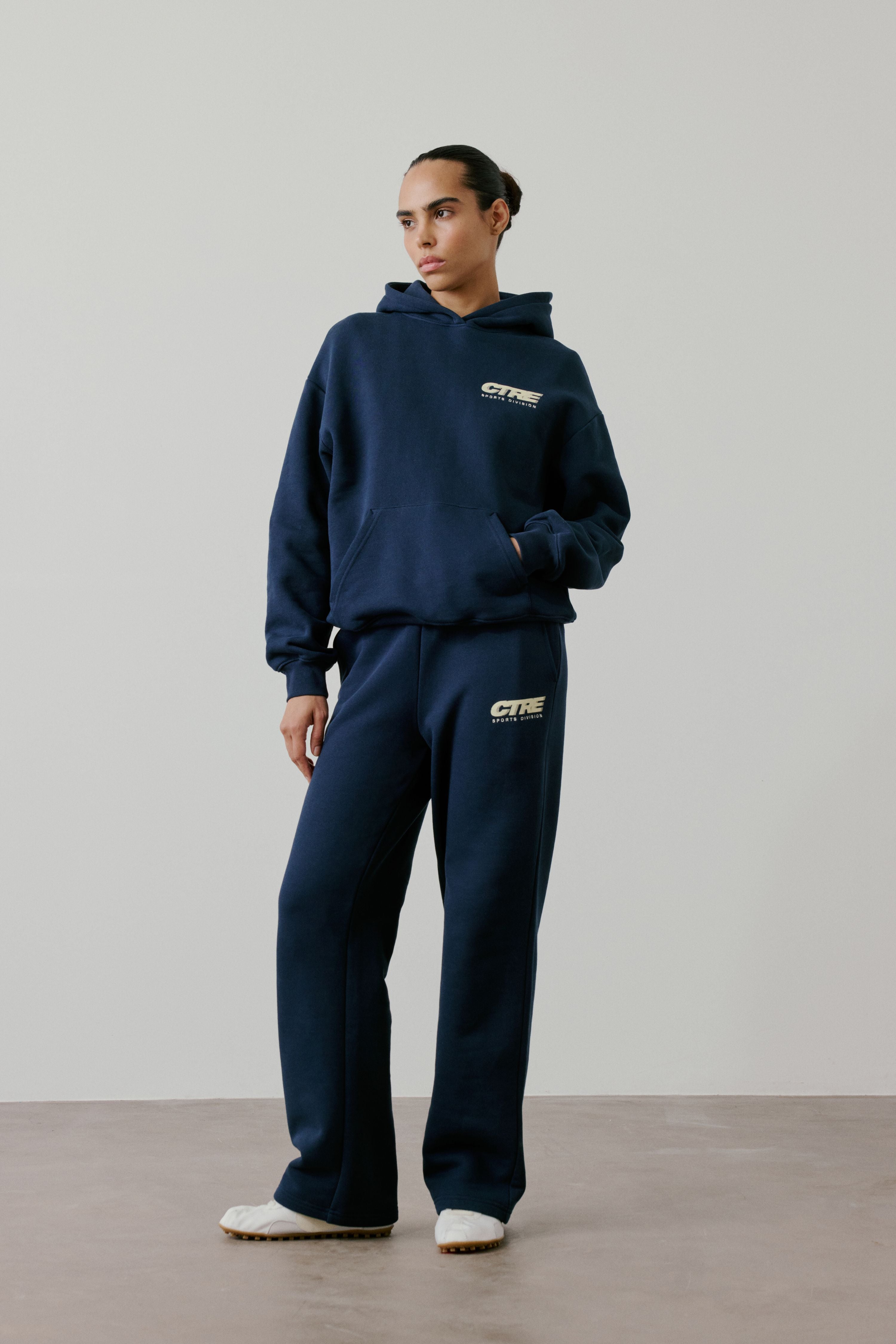RETRO SPORT CTRE GRAPHIC HOODIE - NAVY