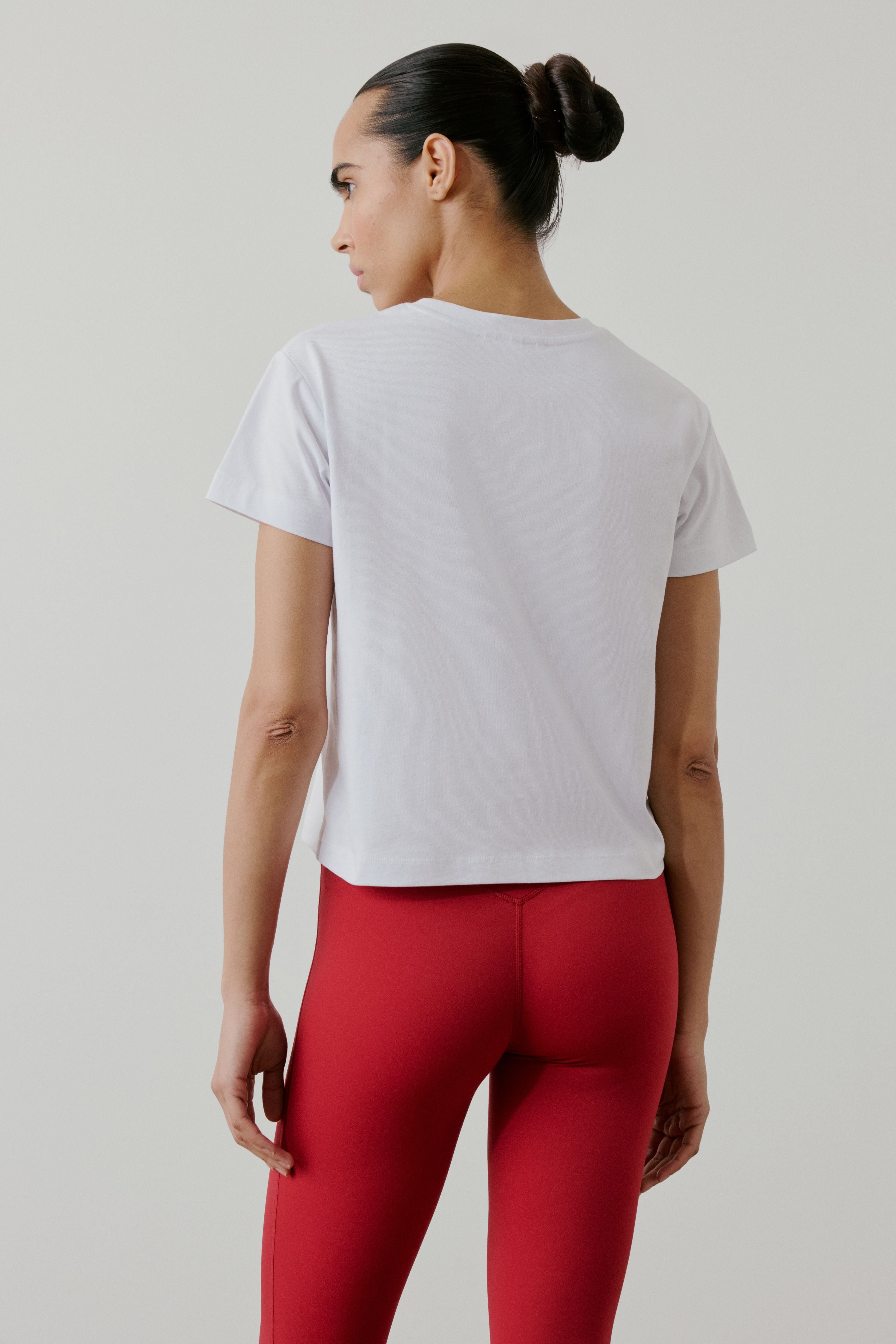 RETRO SPORT CTRE GRAPHIC BABY TEE - WHITE