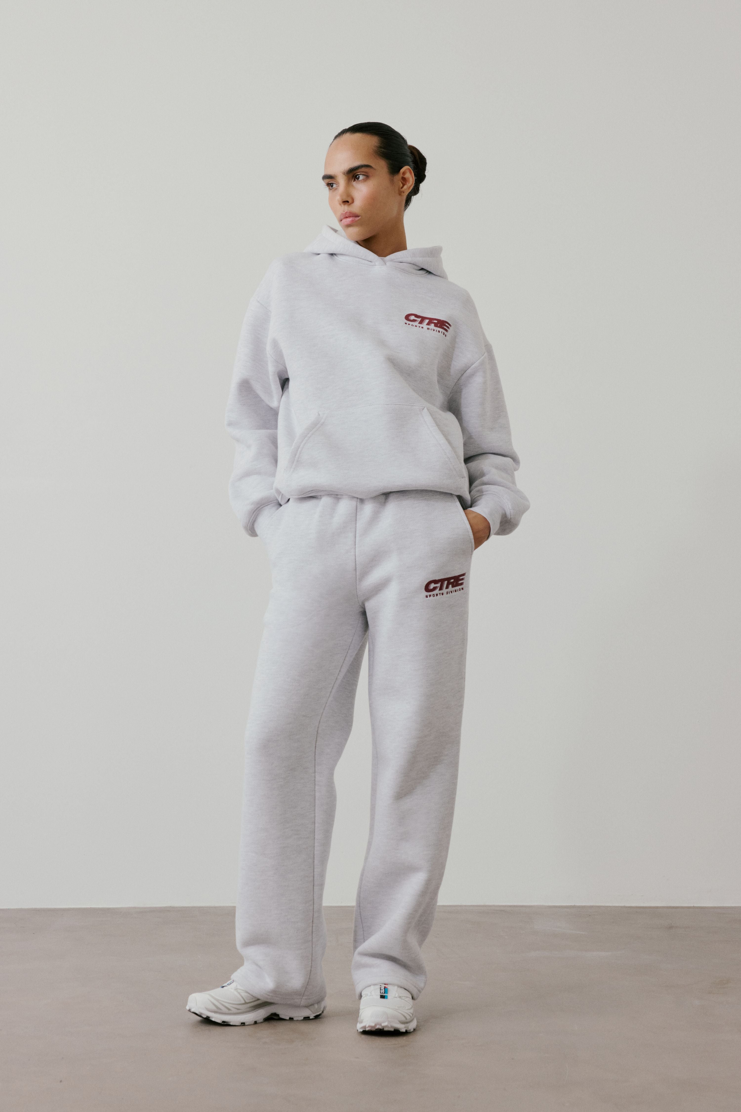 RETRO SPORT CTRE GRAPHIC JOGGERS - GREY MARL