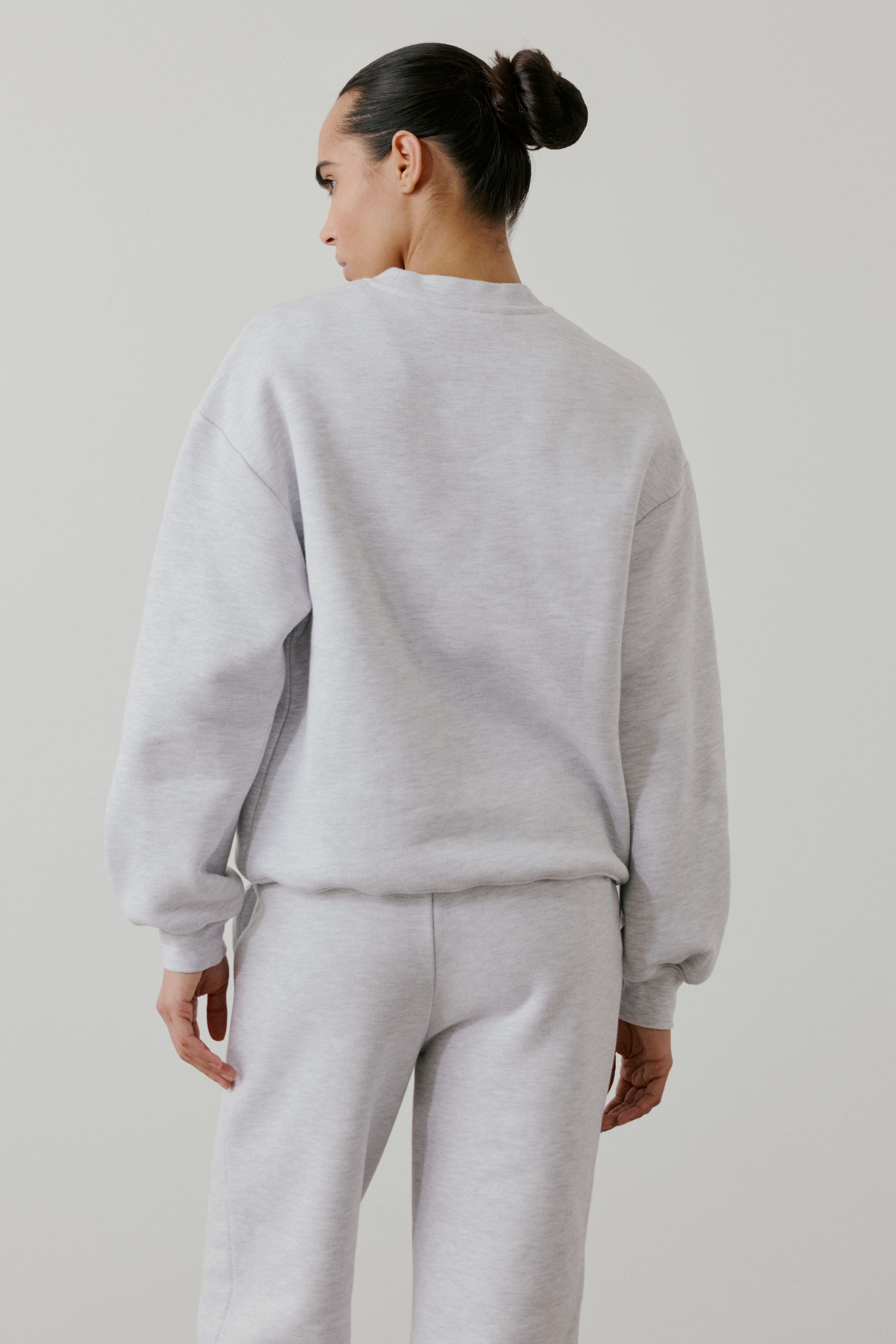 RETRO SPORT CTRE GRAPHIC CREW - GREY MARL