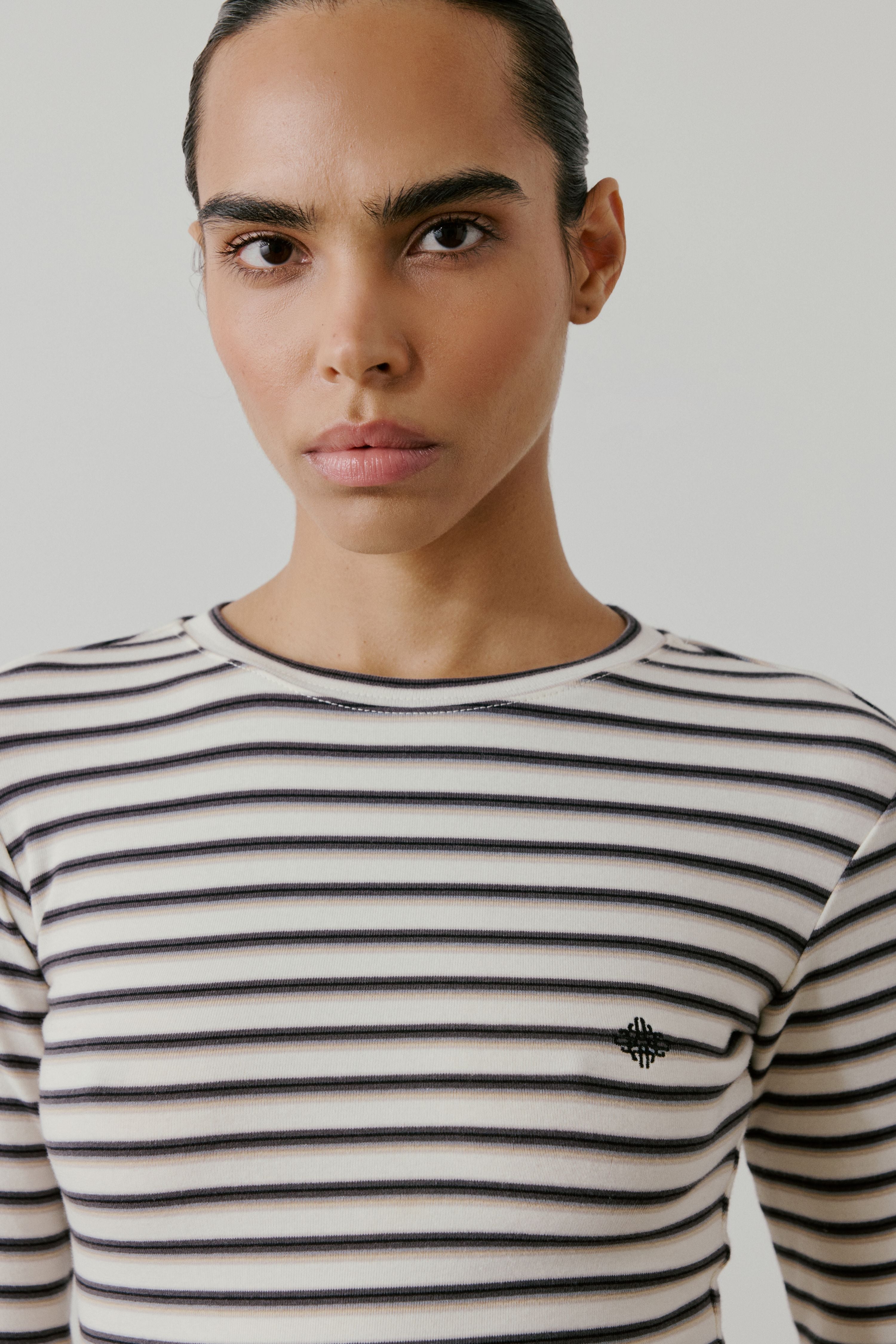 STRIPE COTTON LONG SLEEVE TEE - BEIGE