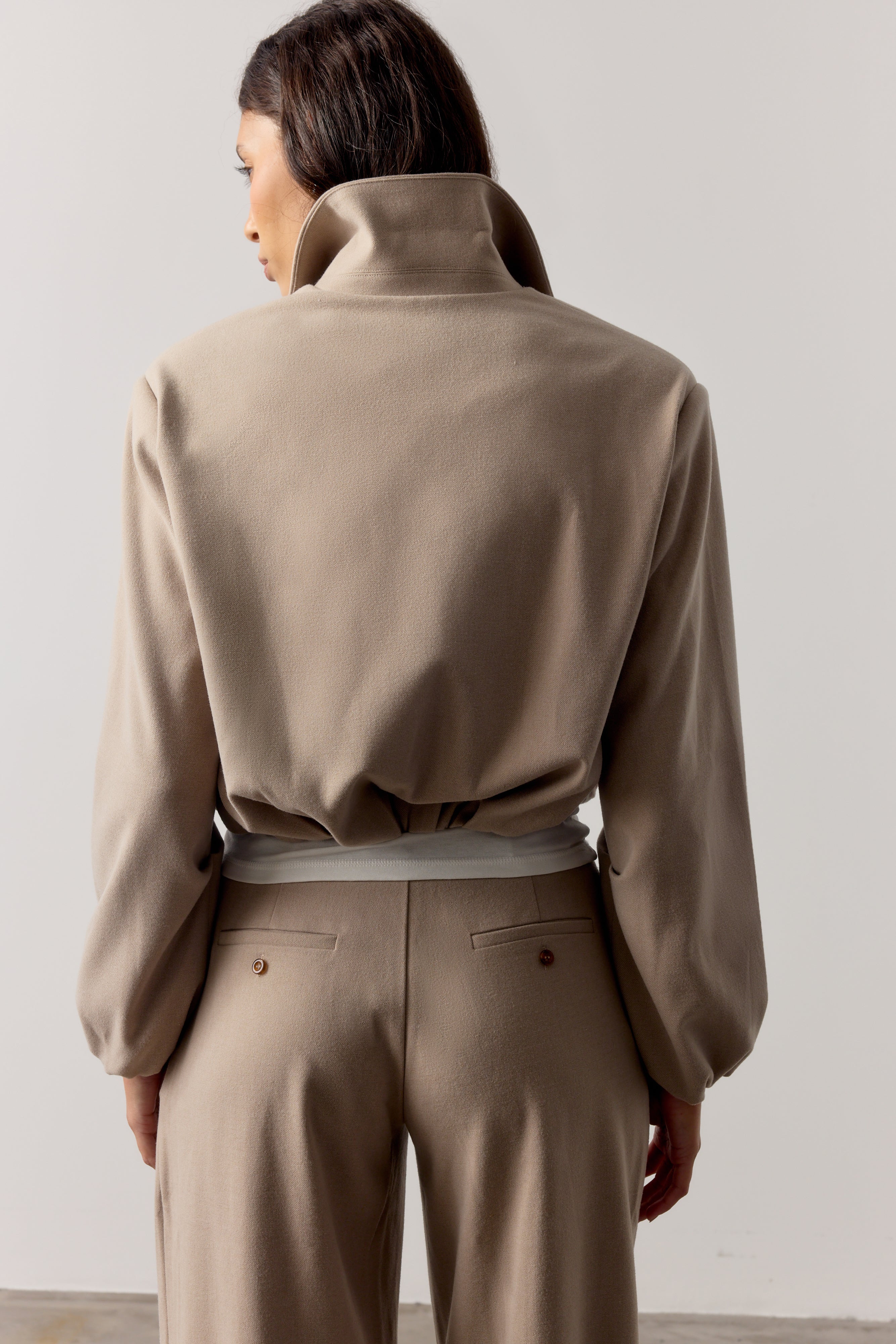 BALLOON HEM SMART JACKET - BEIGE