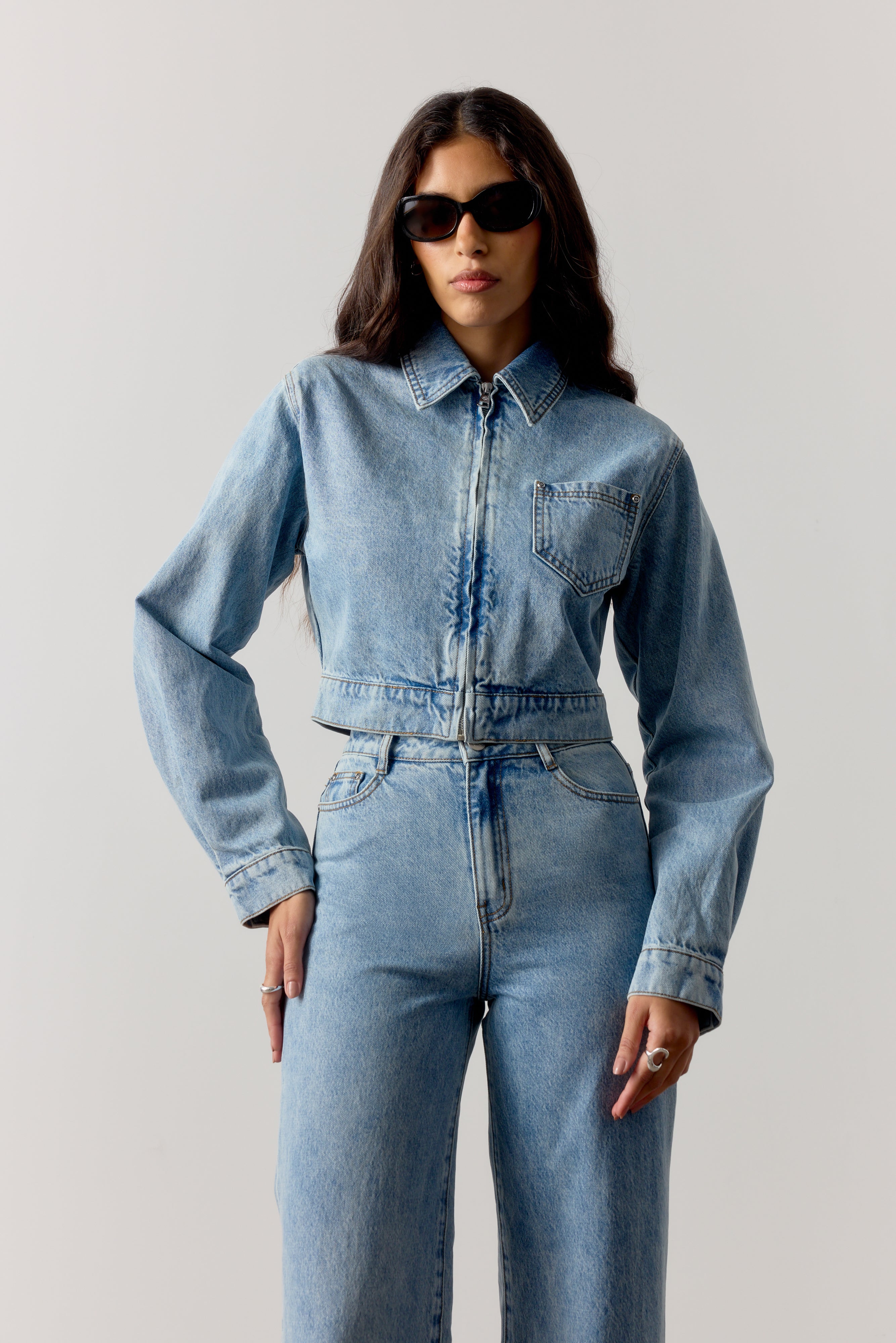 ZIP THROUGH DENIM JACKET - MID BLUE WASH