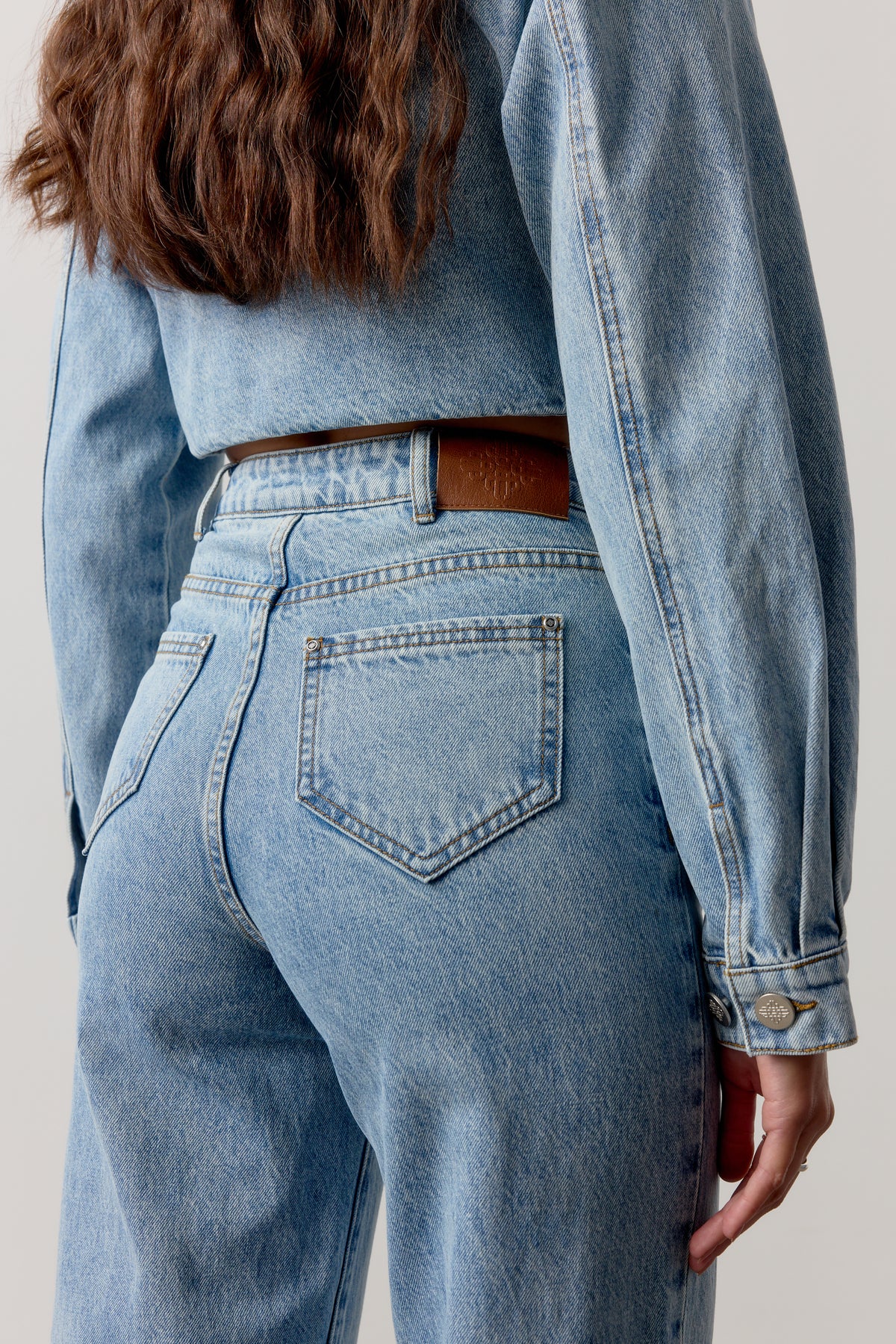 TURN UP HEM WIDE LEG JEANS - MID BLUE WASH