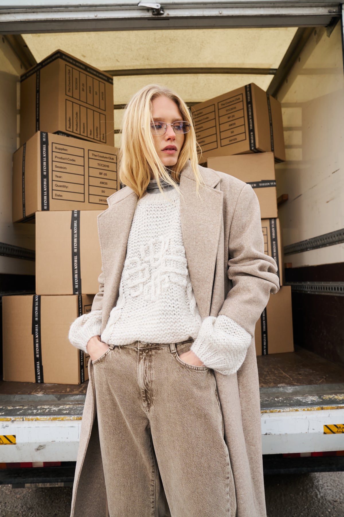 EMBLEM PLAITED OVERSIZED KNIT JUMPER - STONE