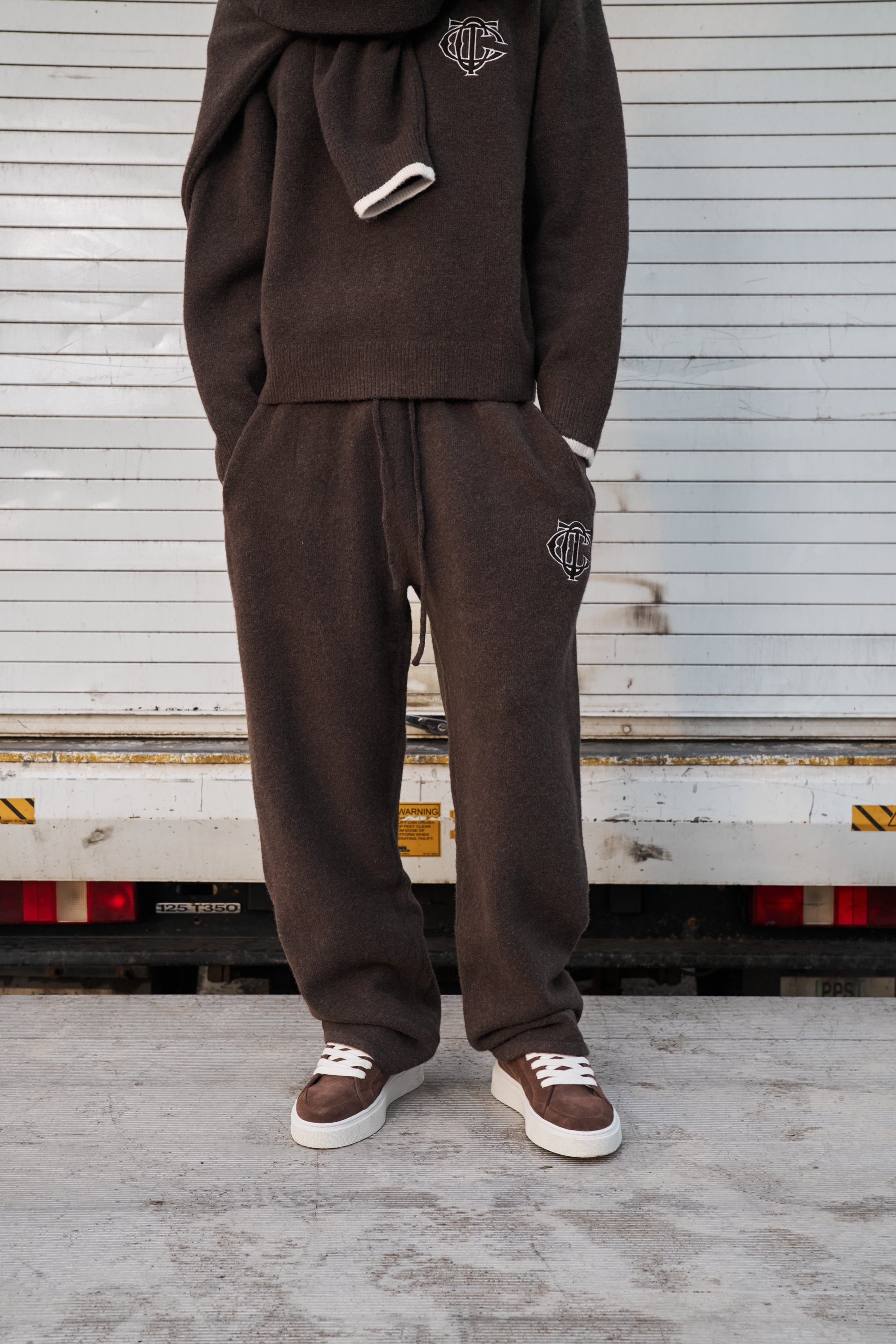 MONOGRAM KNITTED JOGGERS - BROWN