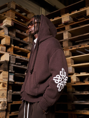 CHUNKY KNIT EMBLEM ZIP THROUGH HOODIE - CHOCOLATE