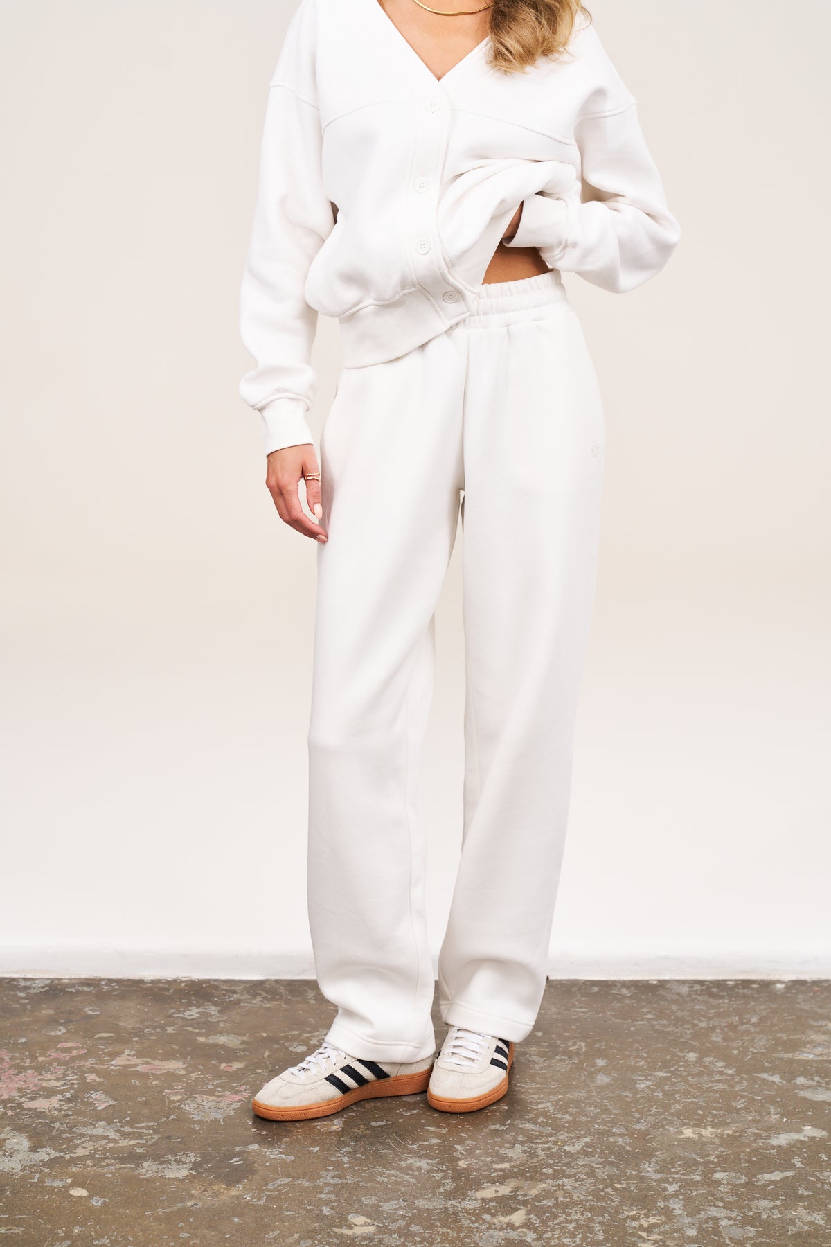 RELAXED TAPERED LEG JOGGERS - OFF WHITE