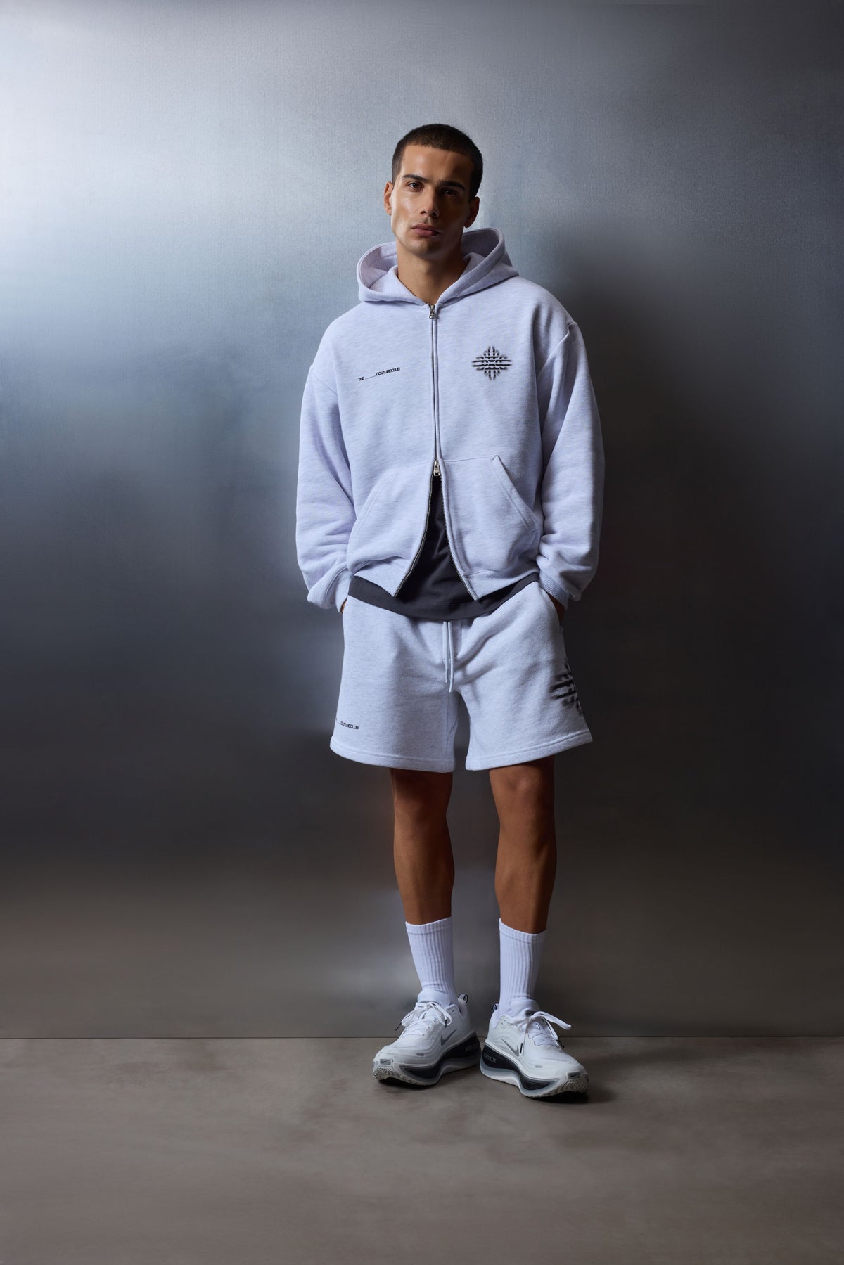 LUXURY IN MOTION SHORTS - GREY MARL