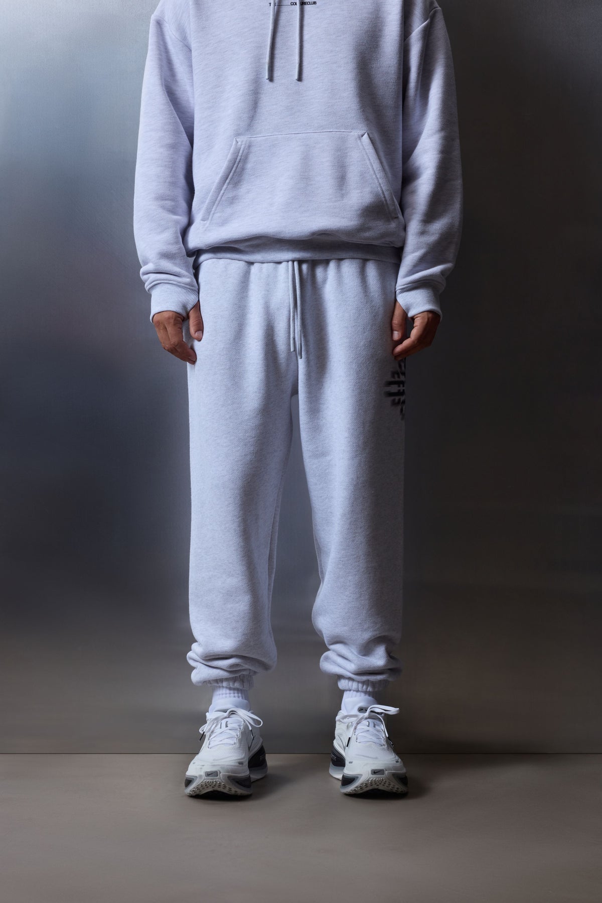 LUXURY IN MOTION JOGGERS - GREY MARL