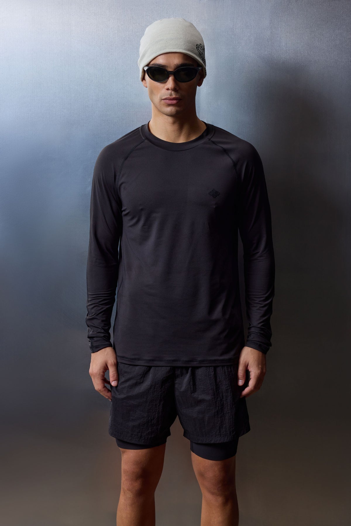 LONG SLEEVED TRAINING TOP - BLACK