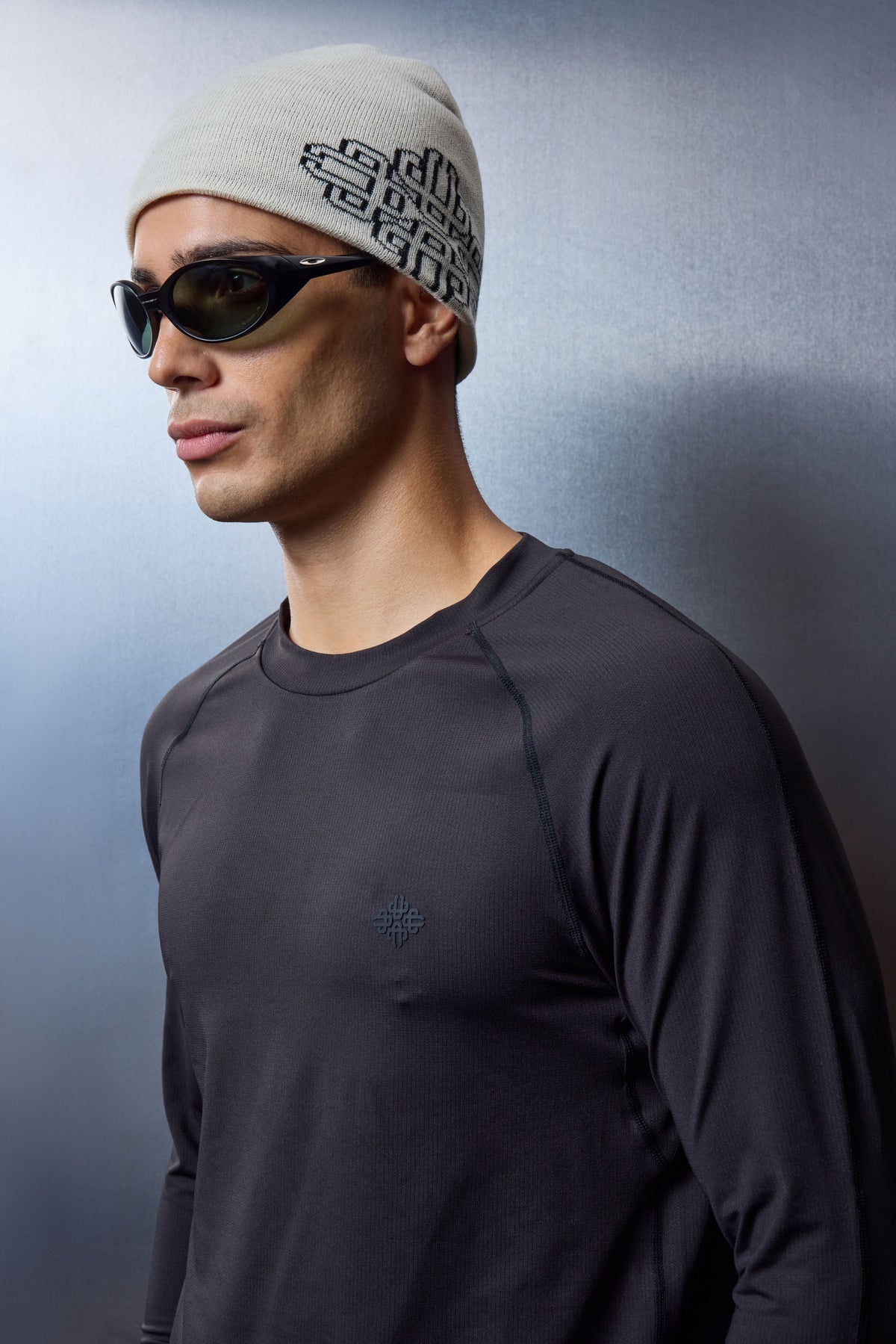 LONG SLEEVED TRAINING TOP - BLACK
