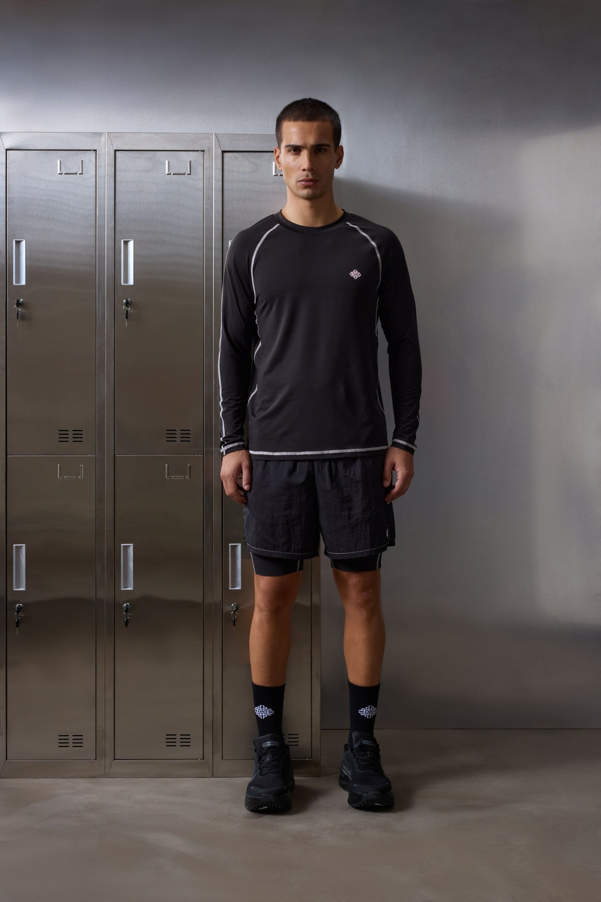 LONG SLEEVE TRAINING TOP - BLACK PINK