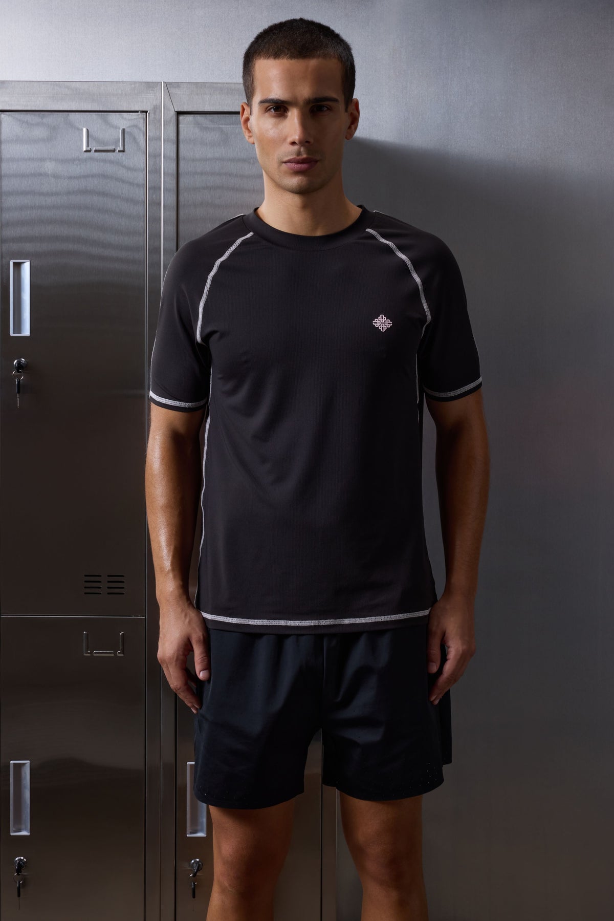 SHORT SLEEVE TRAINING TOP - BLACK PINK