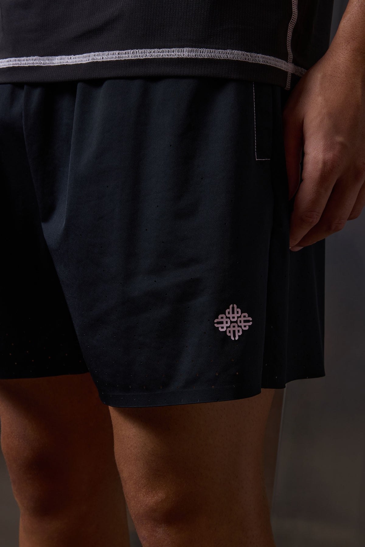 TRAINING SHORT - BLACK PINK