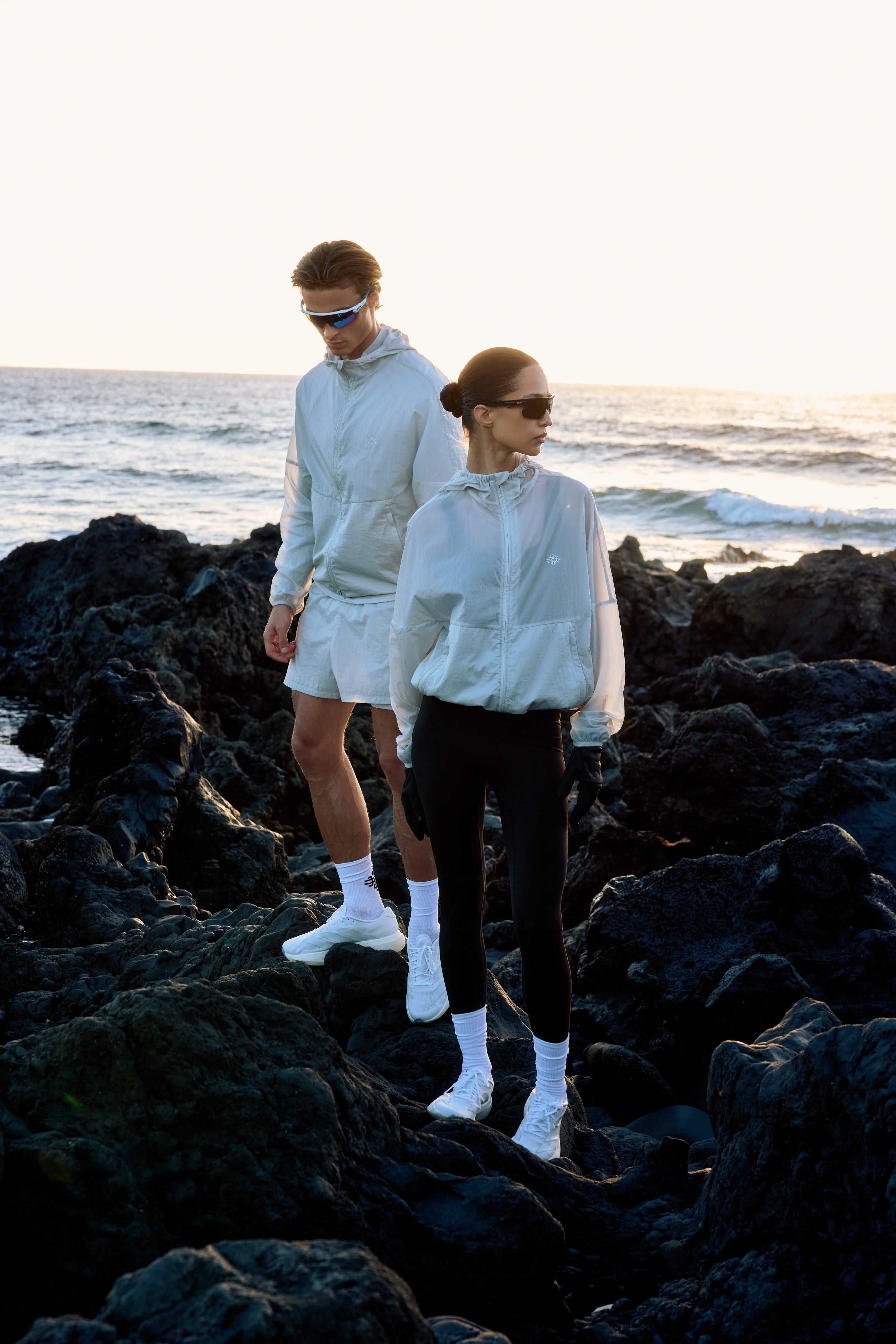 TRANSLUCENT WINDBREAKER - WHITE