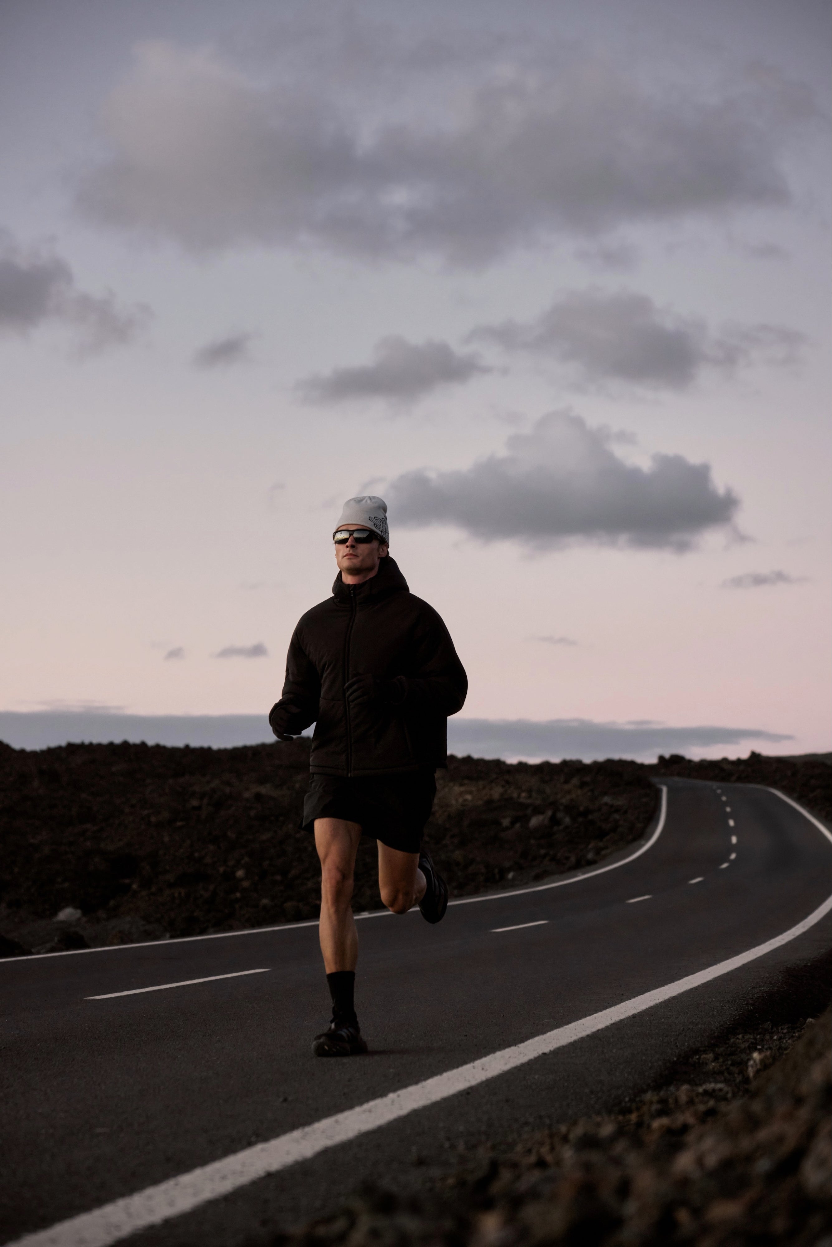 INSULATED WARM UP JACKET - BLACK
