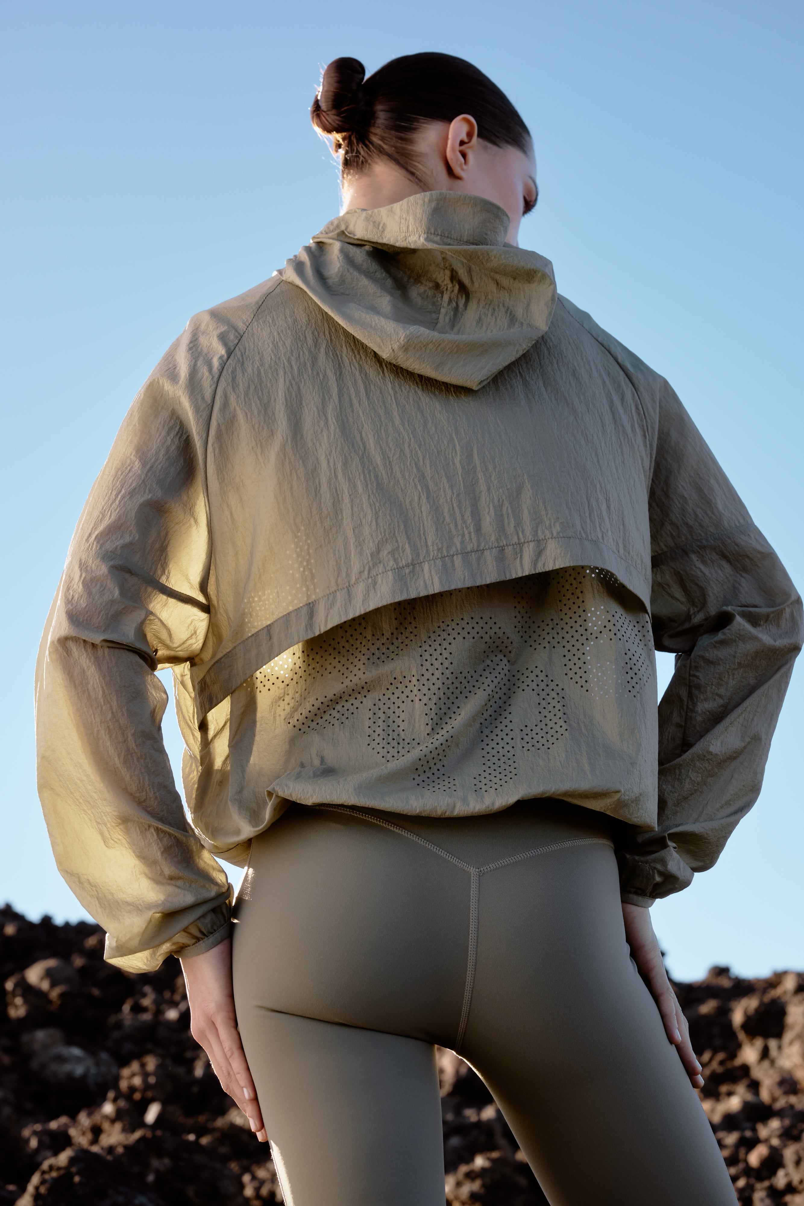 TRANSLUCENT WINDBREAKER - KHAKI