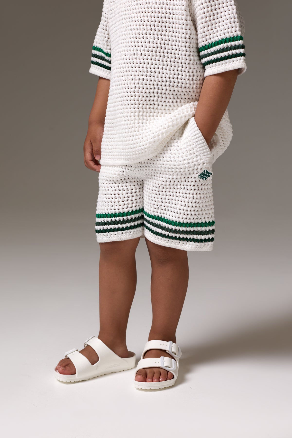KIDS STRIPE CROCHET KNIT SHORTS - WHITE