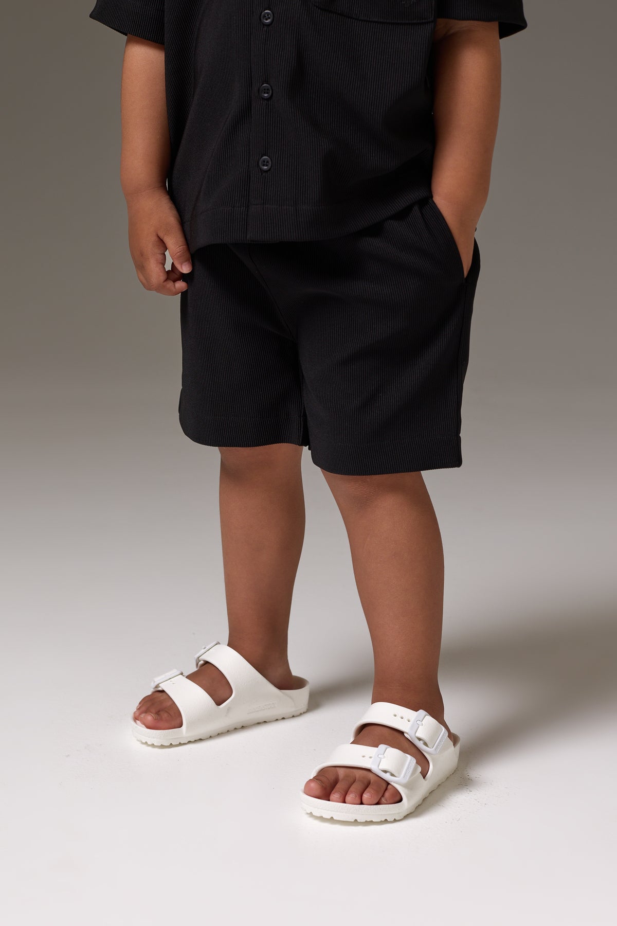 KIDS RIBBED SHORTS - BLACK