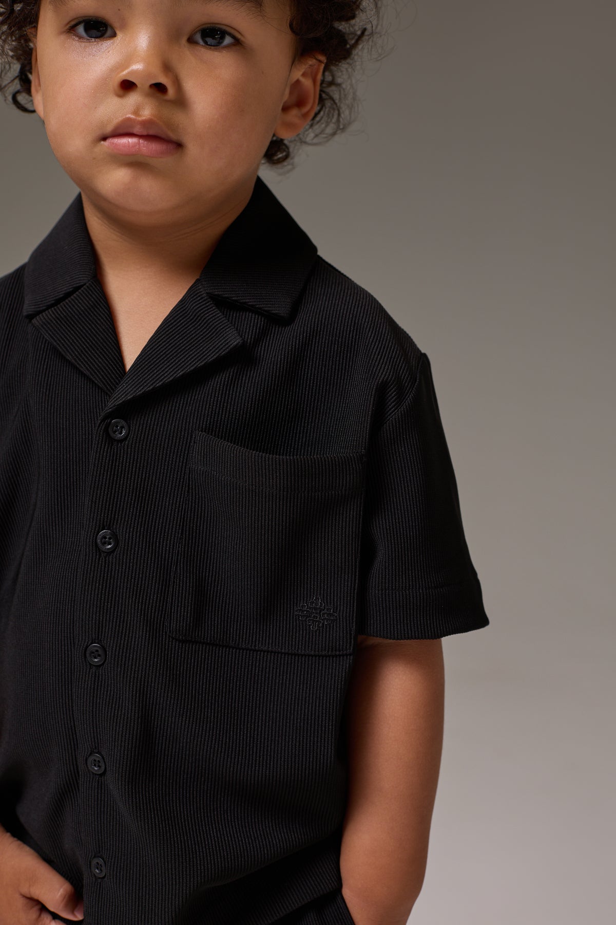 KIDS RIB BUTTON THROUGH SHIRT - BLACK