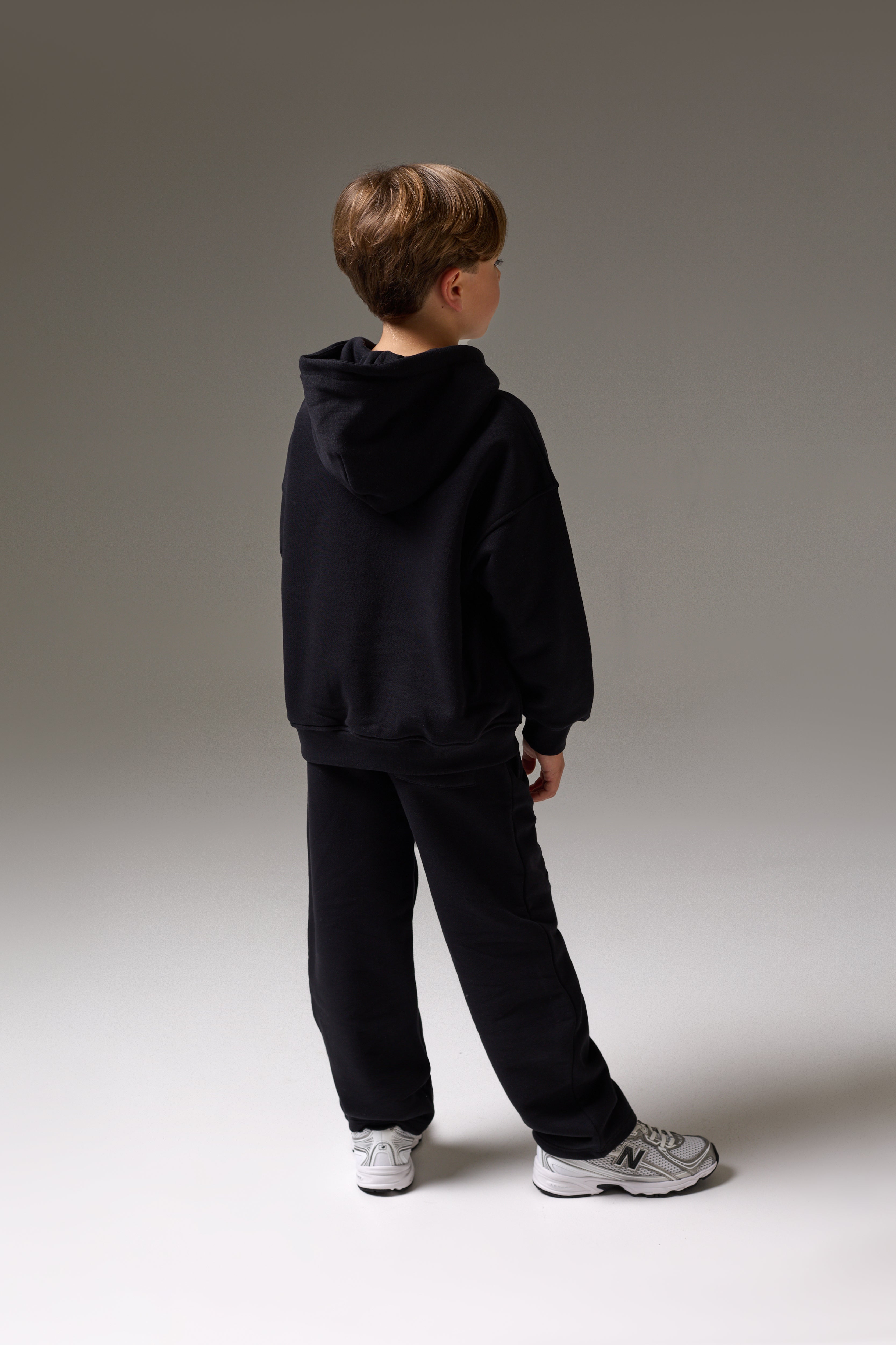 JUNIOR EMBLEM APPLIQUE JOGGERS - BLACK
