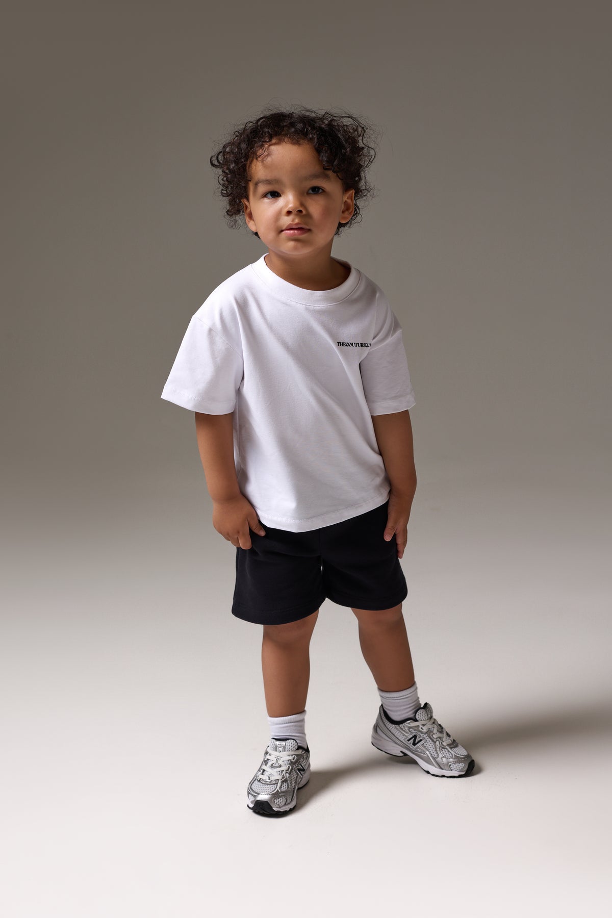 KIDS COPYRIGHT SHORTS - BLACK