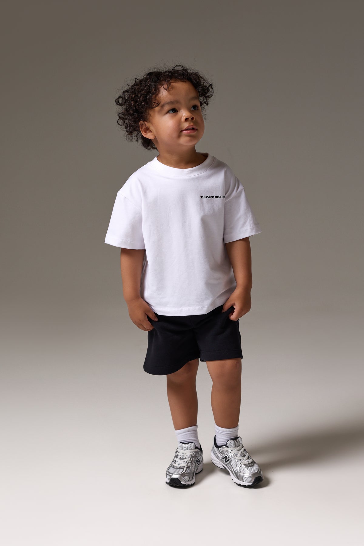 KIDS COPYRIGHT SHORTS - BLACK