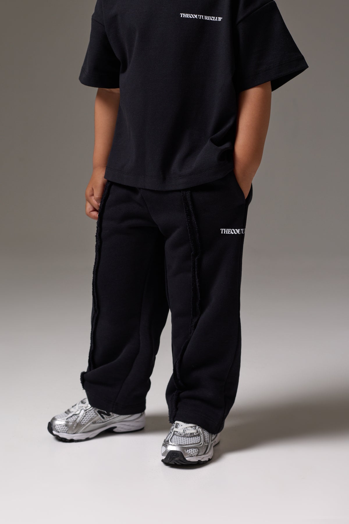KIDS COPYRIGHT JOGGERS - BLACK
