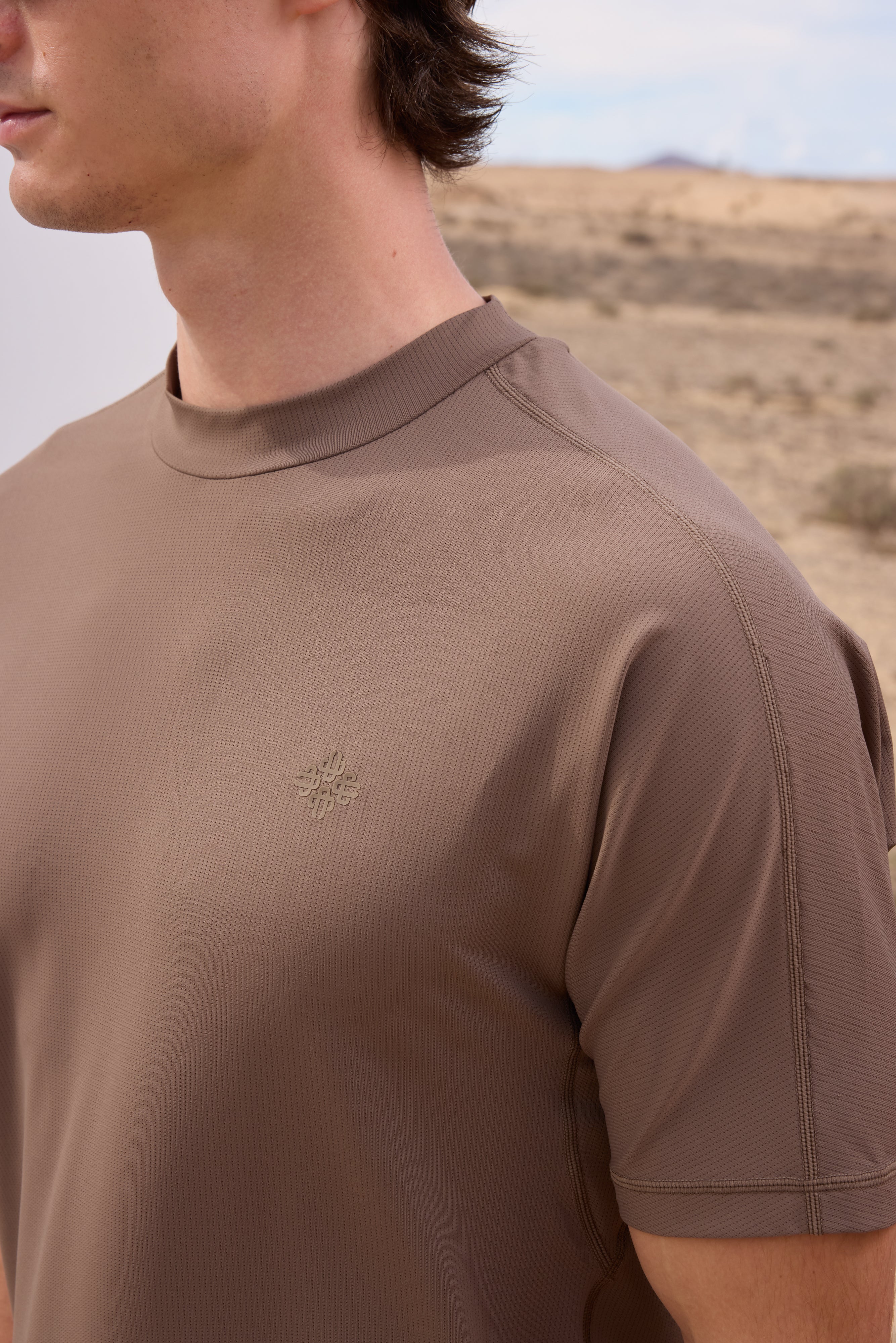 SHORT SLEEVE TRAINING TOP - BROWN