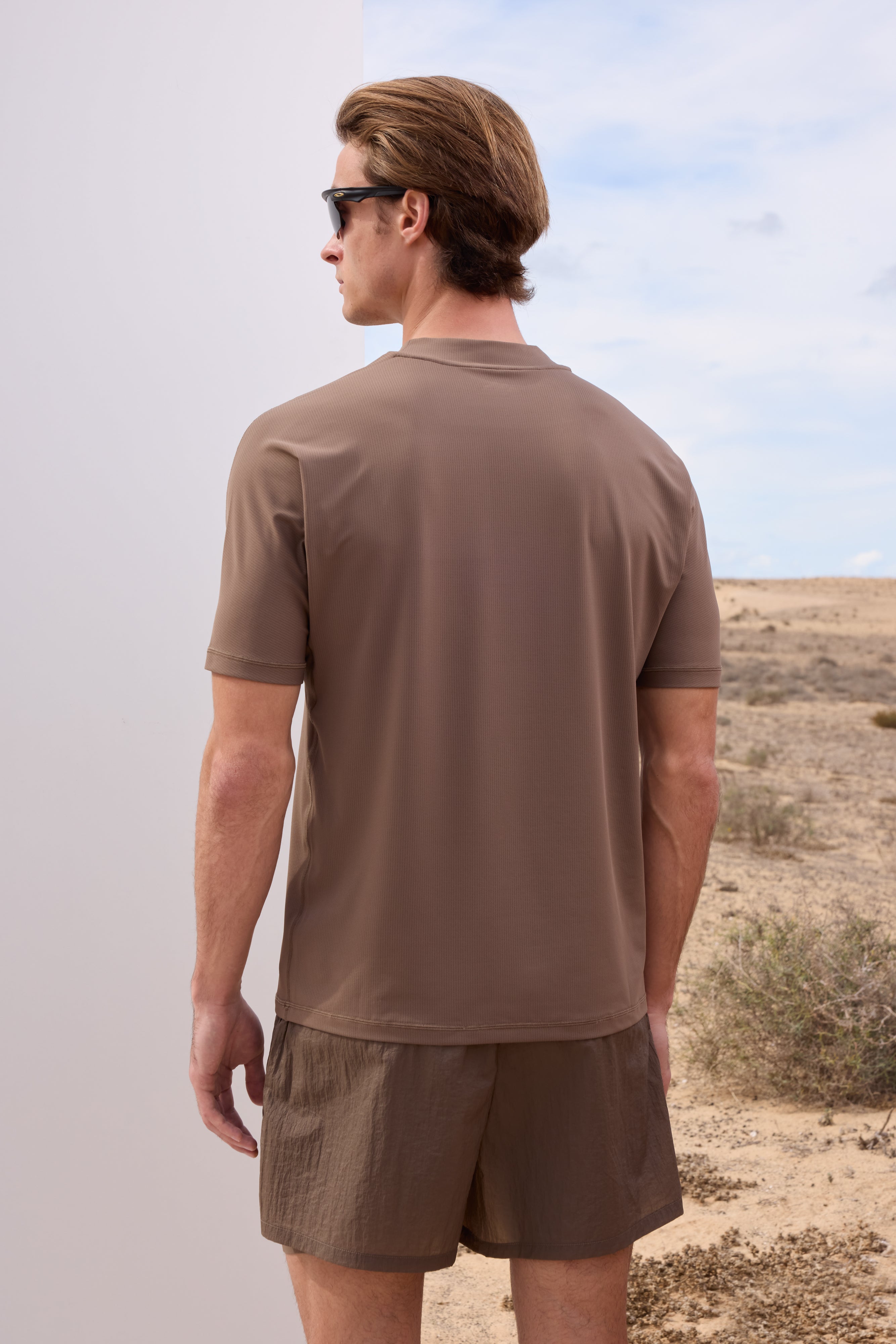 SHORT SLEEVE TRAINING TOP - BROWN