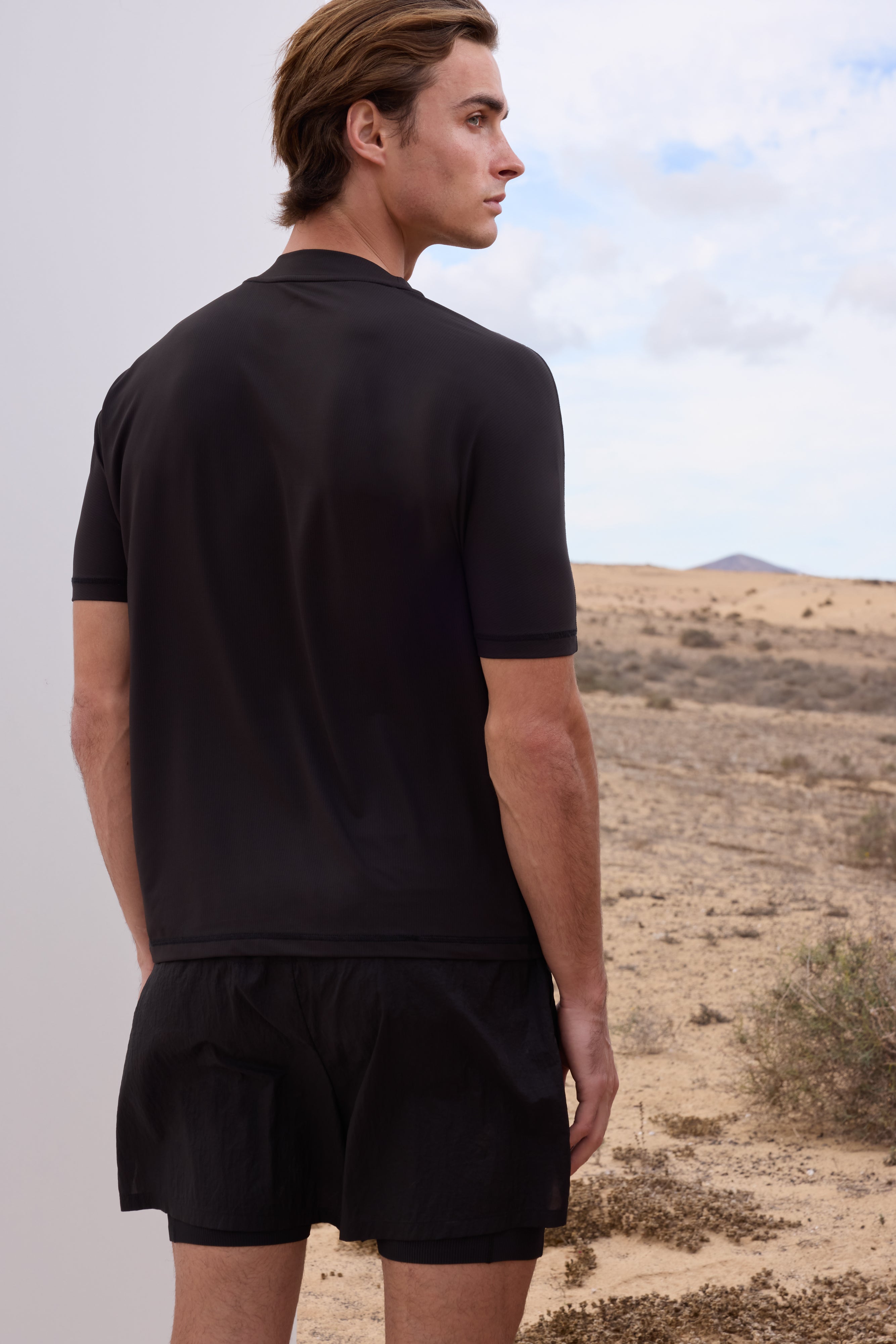 SHORT SLEEVE TRAINING TOP - BLACK
