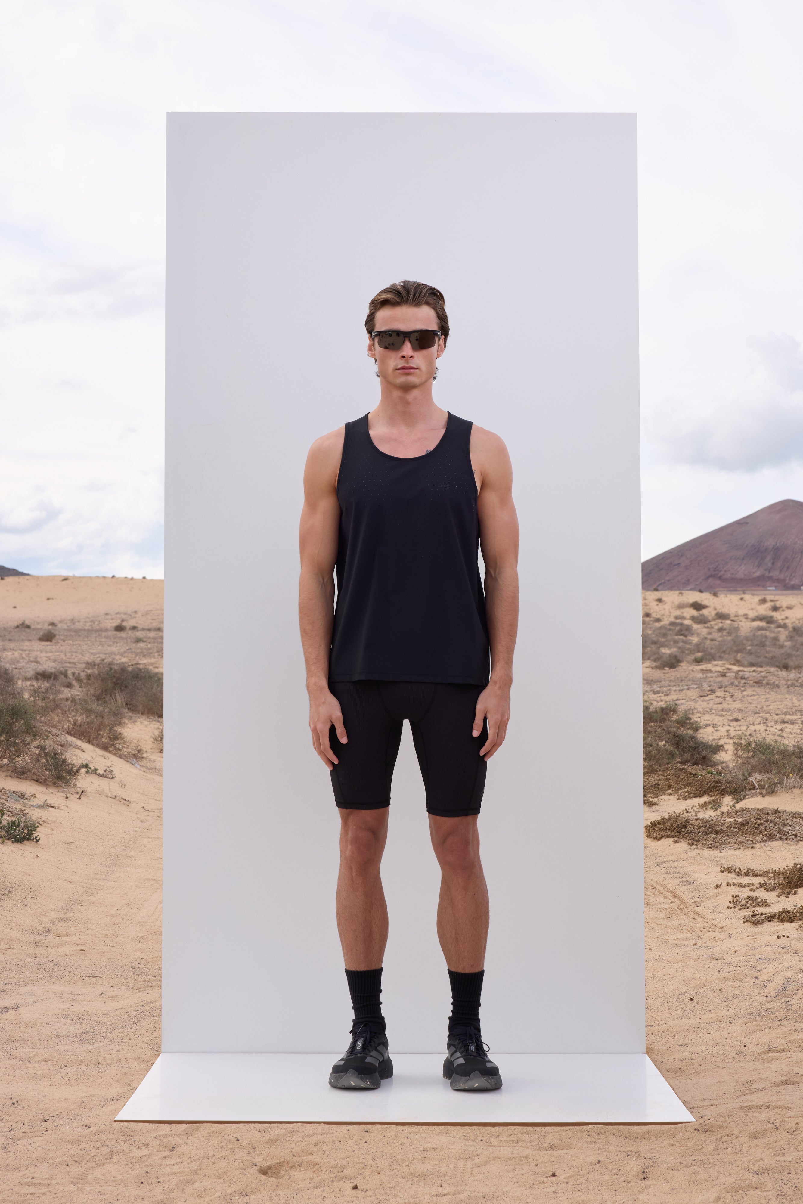 RUNNING VEST - BLACK