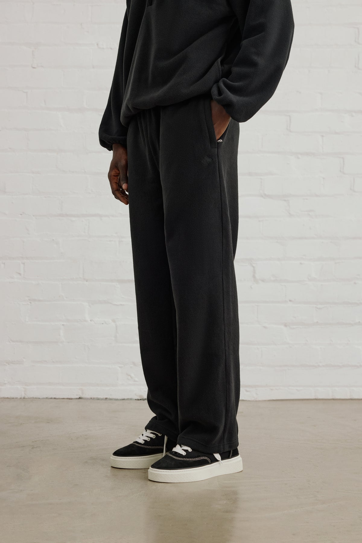 POLAR FLEECE JOGGERS - BLACK