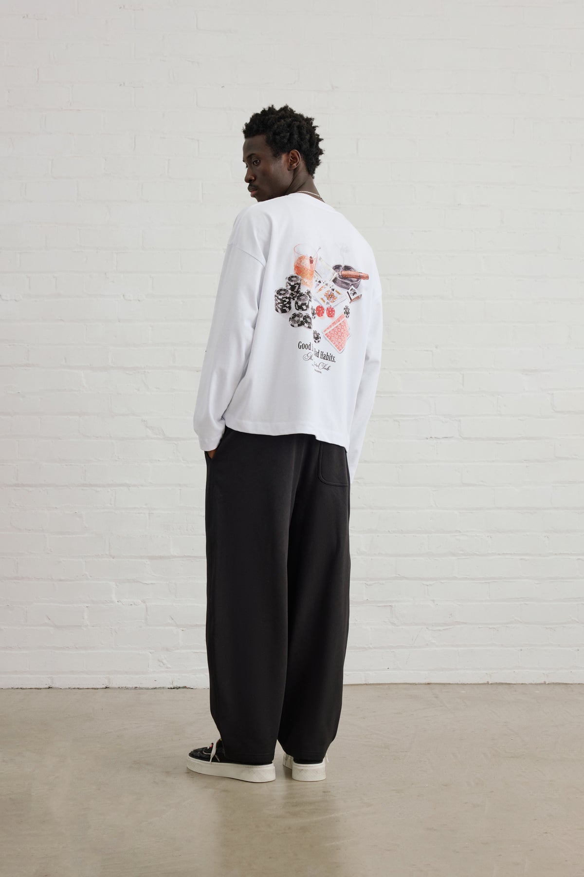 BAD HABITS GRAPHIC LONG SLEEVE T-SHIRT - WHITE