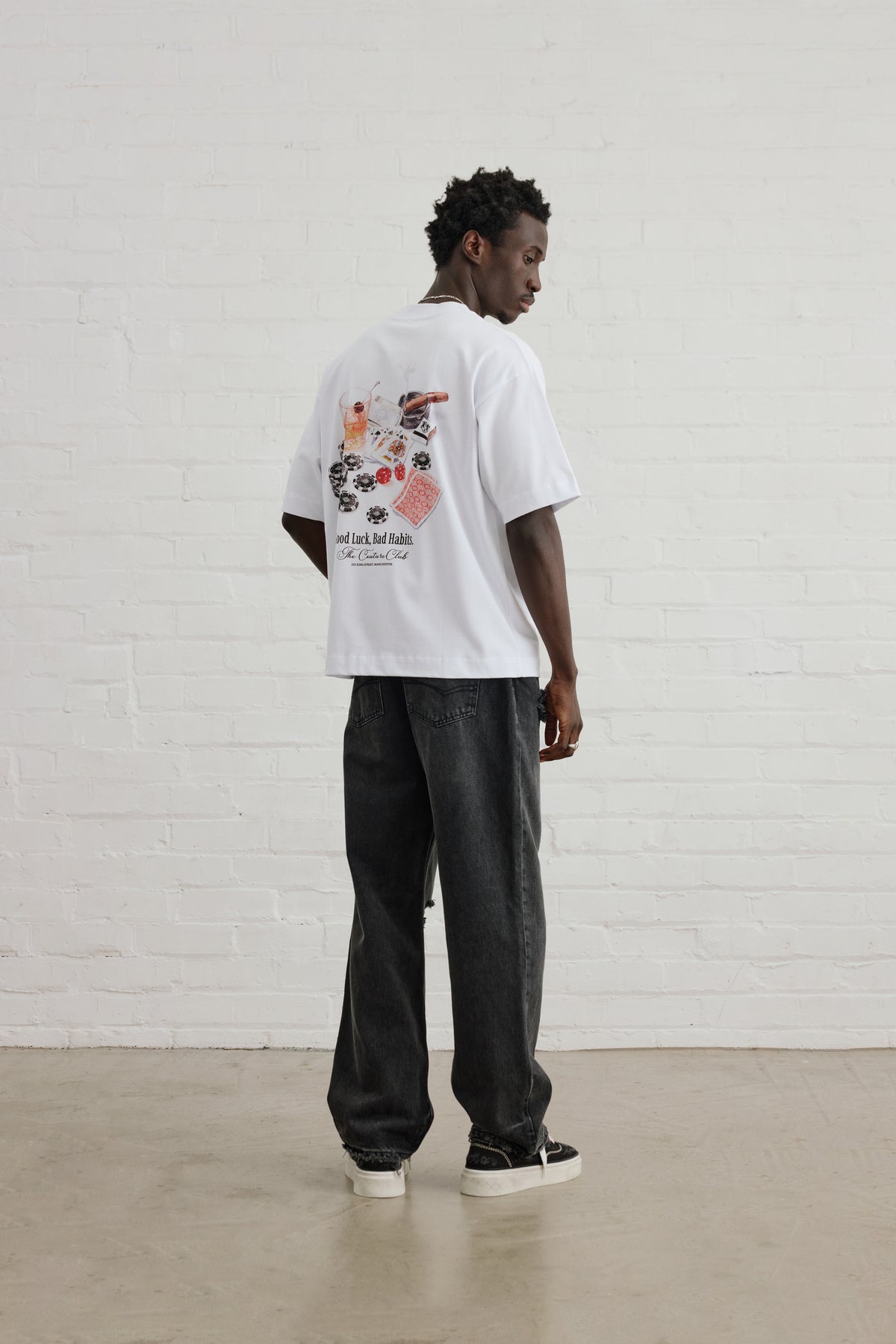 BAD HABITS GRAPHIC T-SHIRT - WHITE