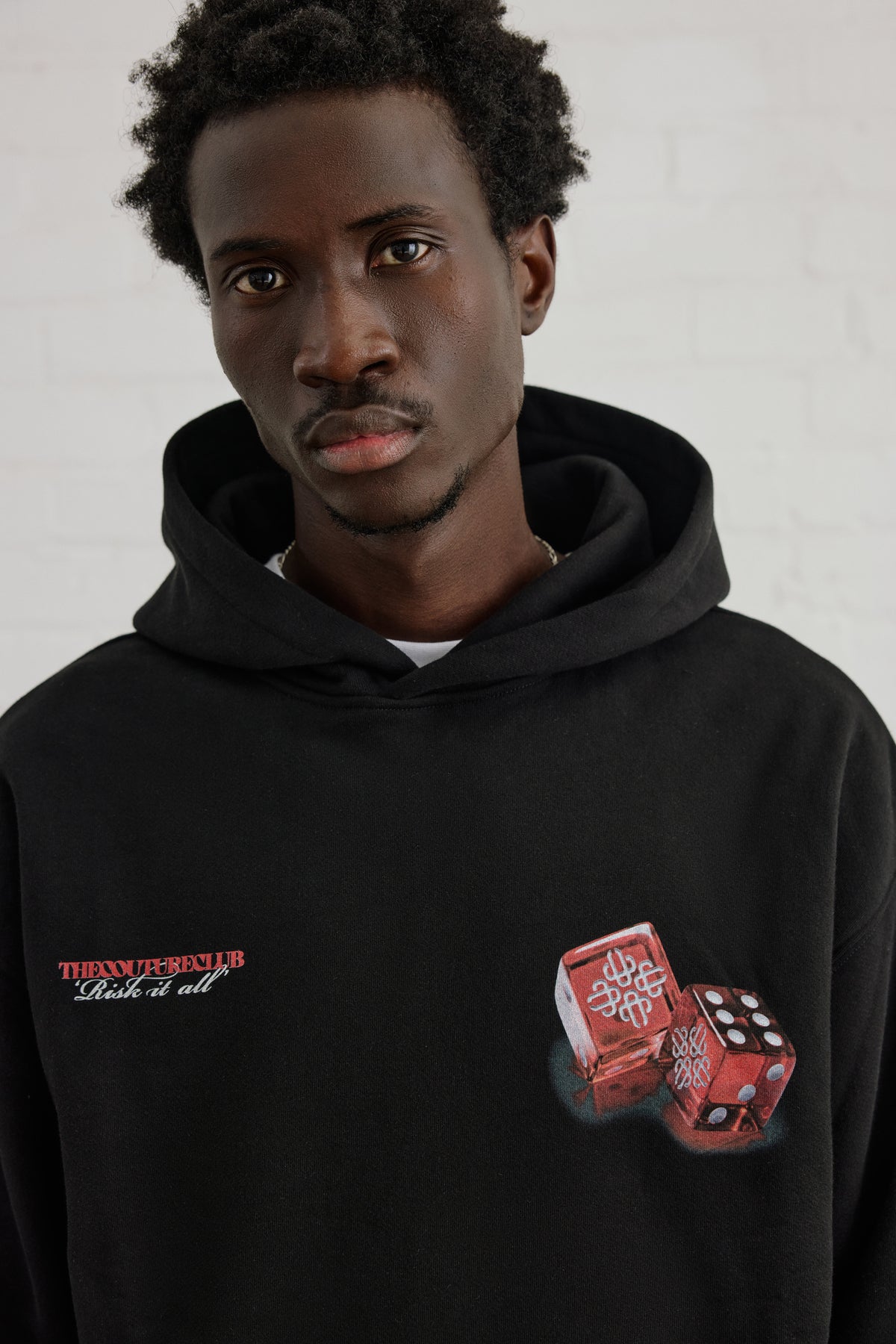 DICE EMBLEM GRAPHIC HOODIE - BLACK