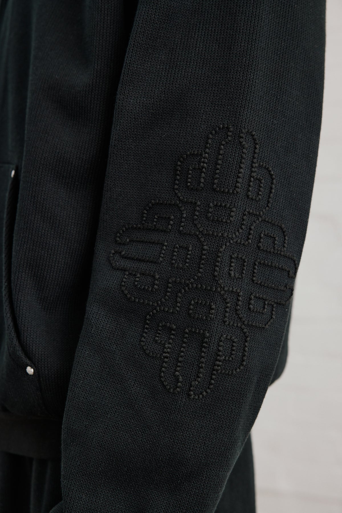 KNIT FLEECEBACK EMBLEM ZIP THROUGH HOODIE - BLACK
