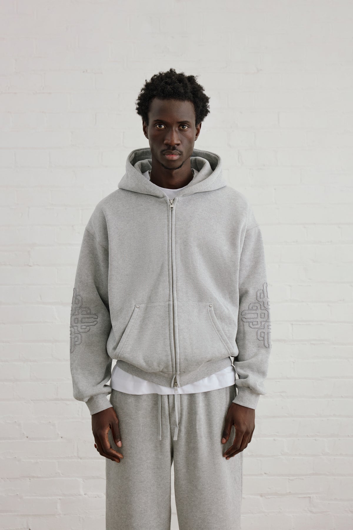 KNIT FLEECEBACK EMBLEM ZIP THROUGH HOODIE - GREY MARL