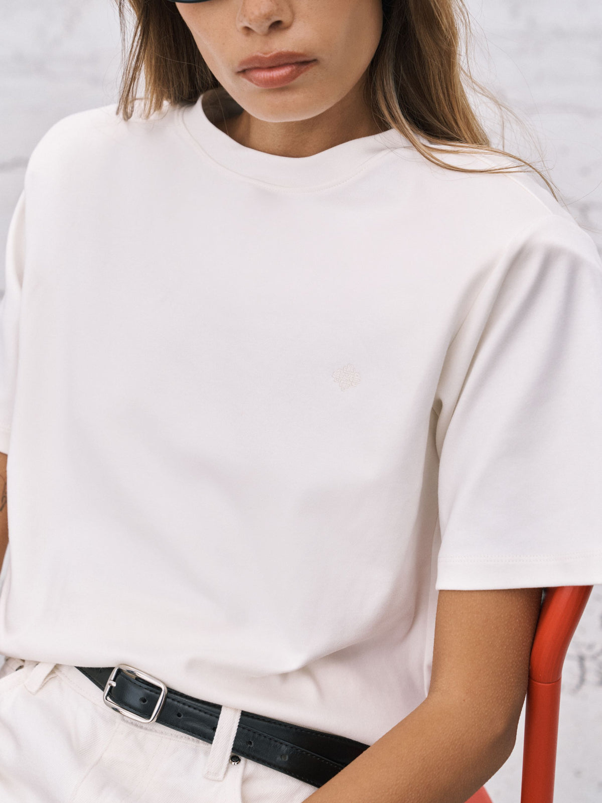 SHOULDER PAD T-SHIRT - OFF WHITE