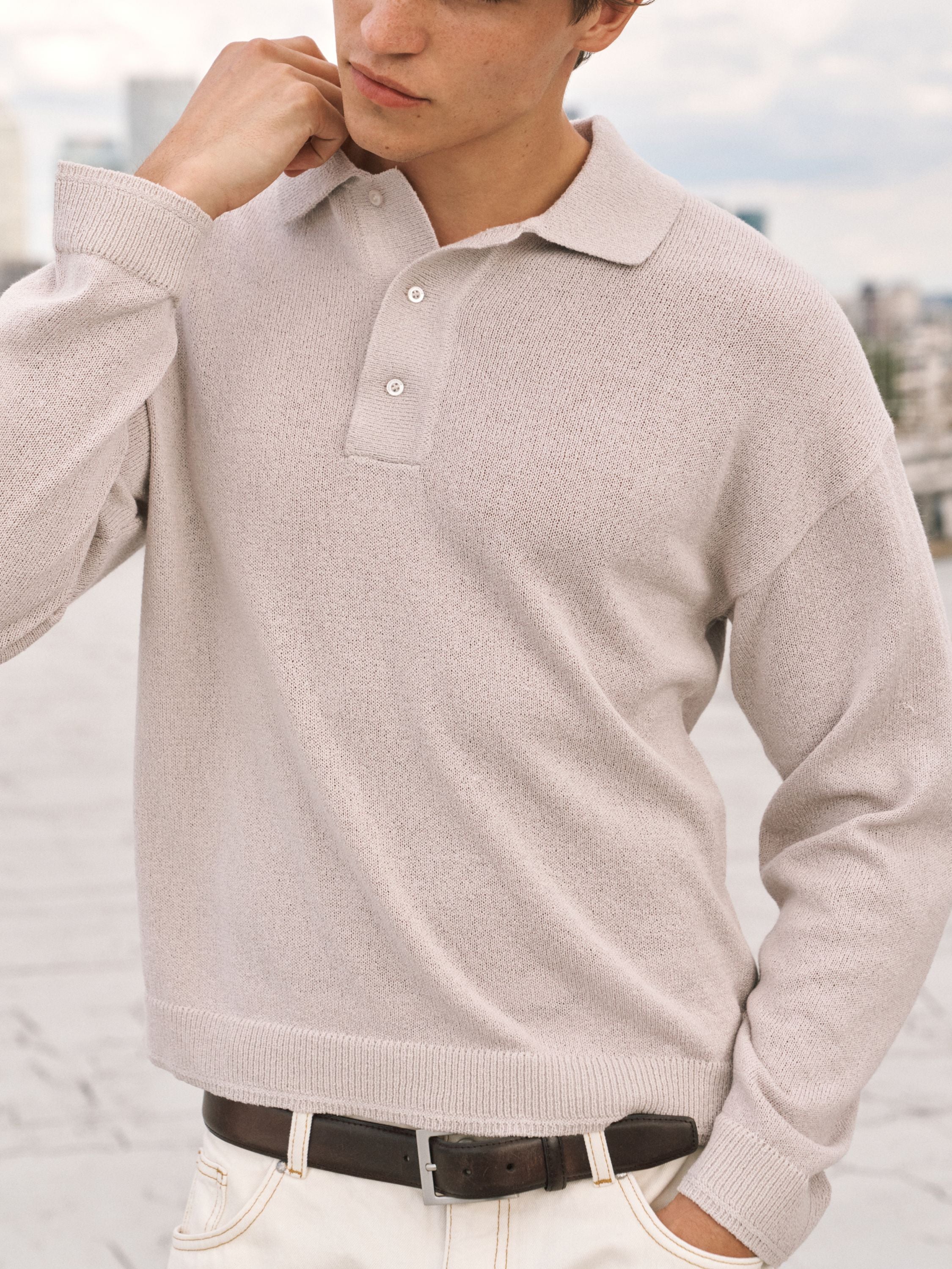 FINE GAUGE KNITTED LONG SLEEVE POLO - MUSHROOM