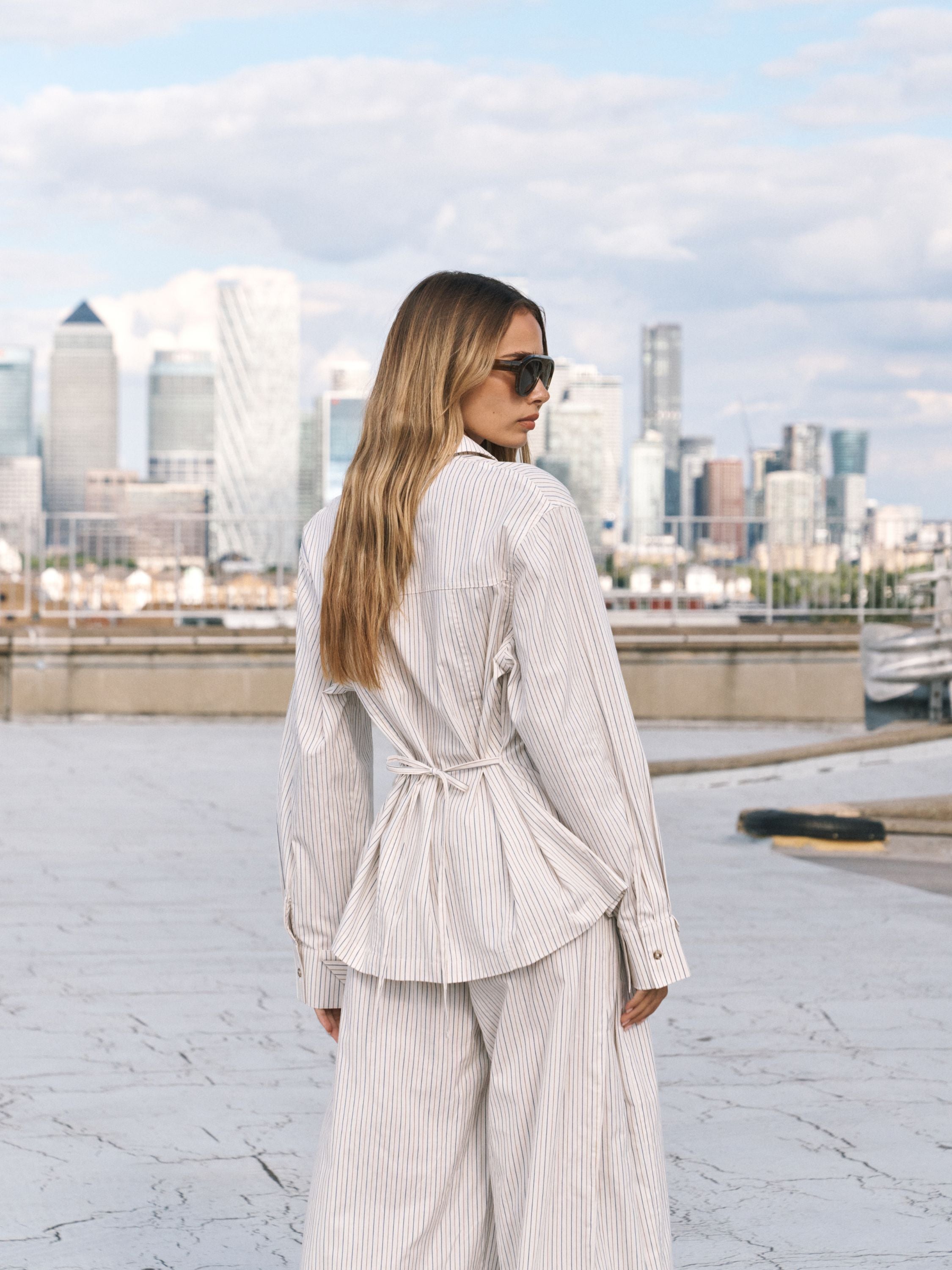 STRIPE TIE BACK EMBLEM SHIRT - OFF WHITE