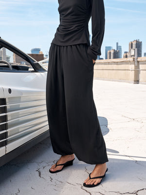 LIGHTWEIGHT BALLOON TROUSERS - BLACK