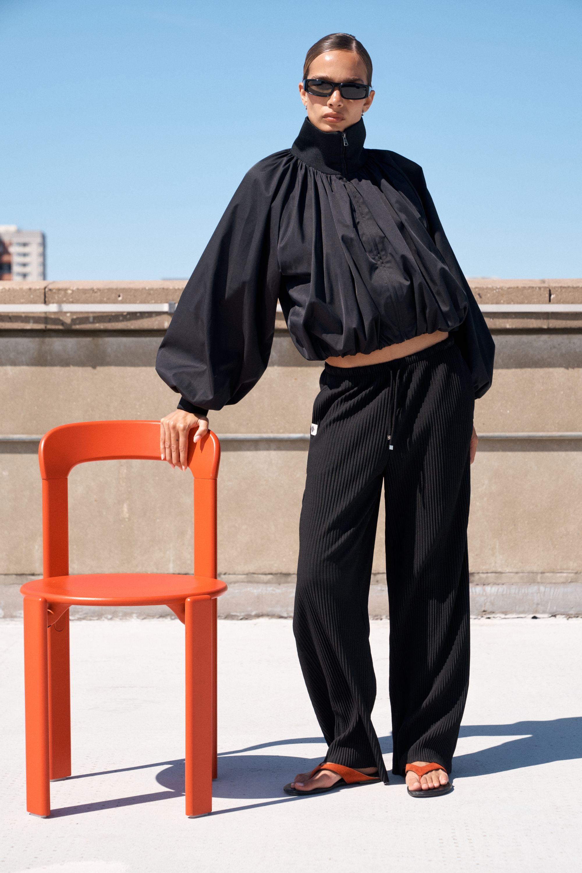 PLISSE TROUSERS - BLACK