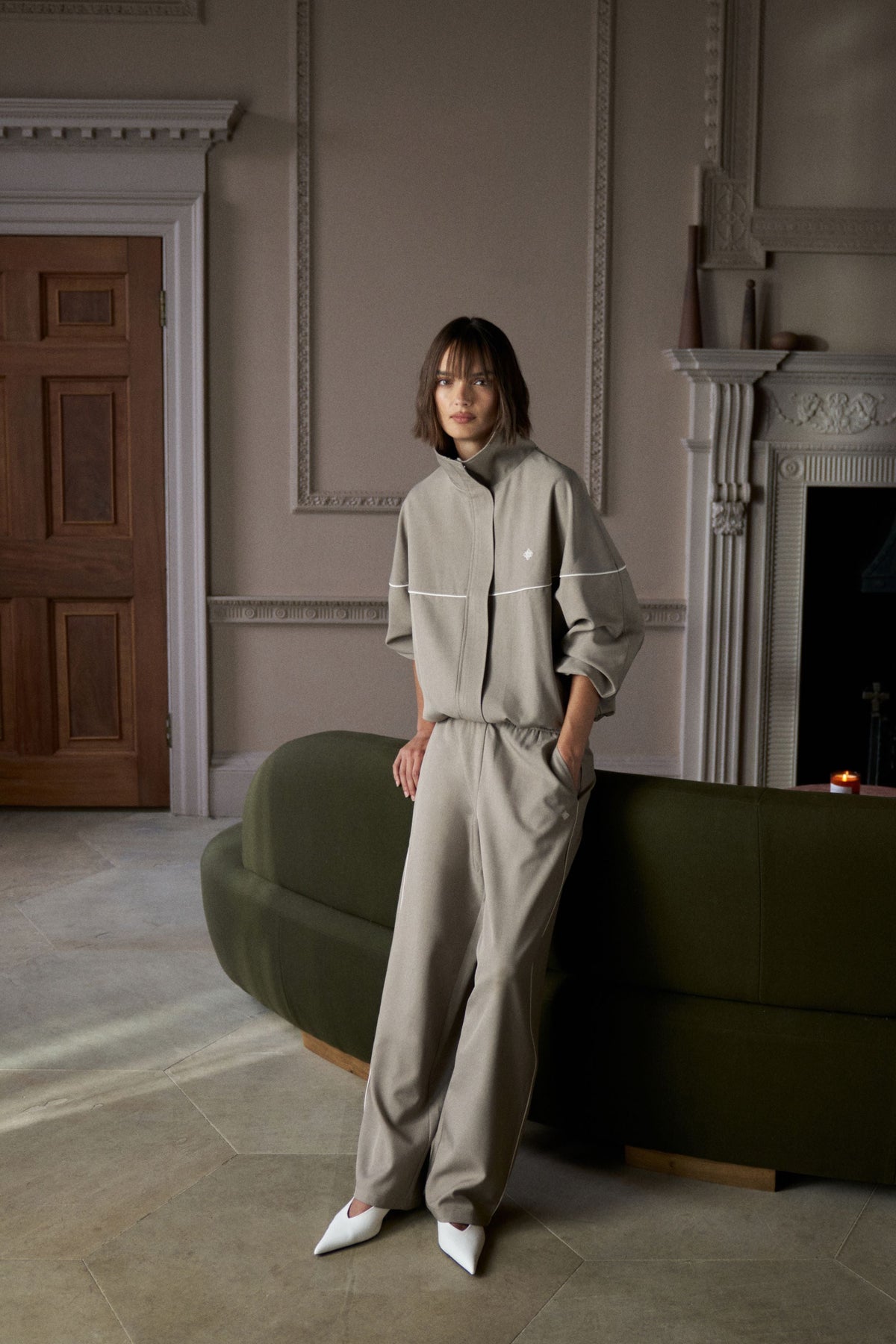 PIPED BARREL LEG TROUSERS - MUSHROOM